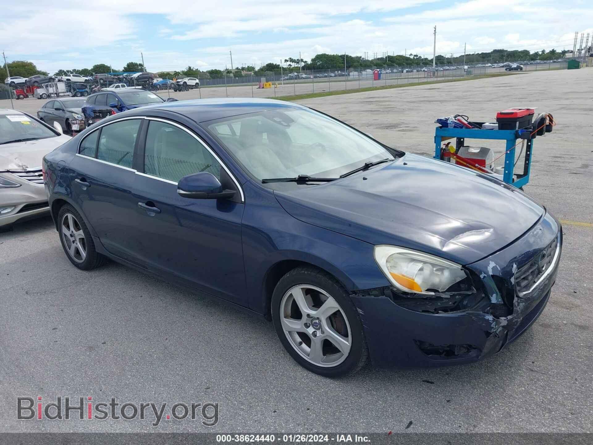 Photo YV1622FS3C2042268 - VOLVO S60 2012