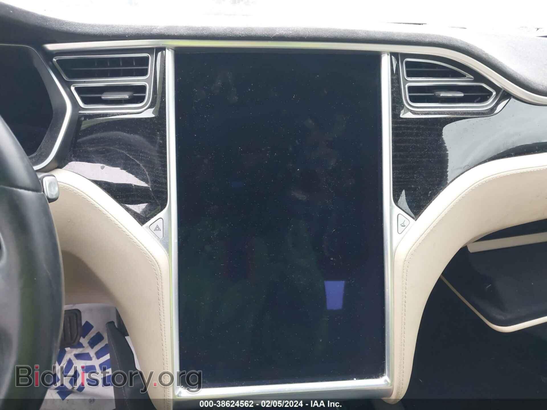 2016 TESLA MODEL S - VIN: 5YJSA1E21GF170787 - Photo 19
