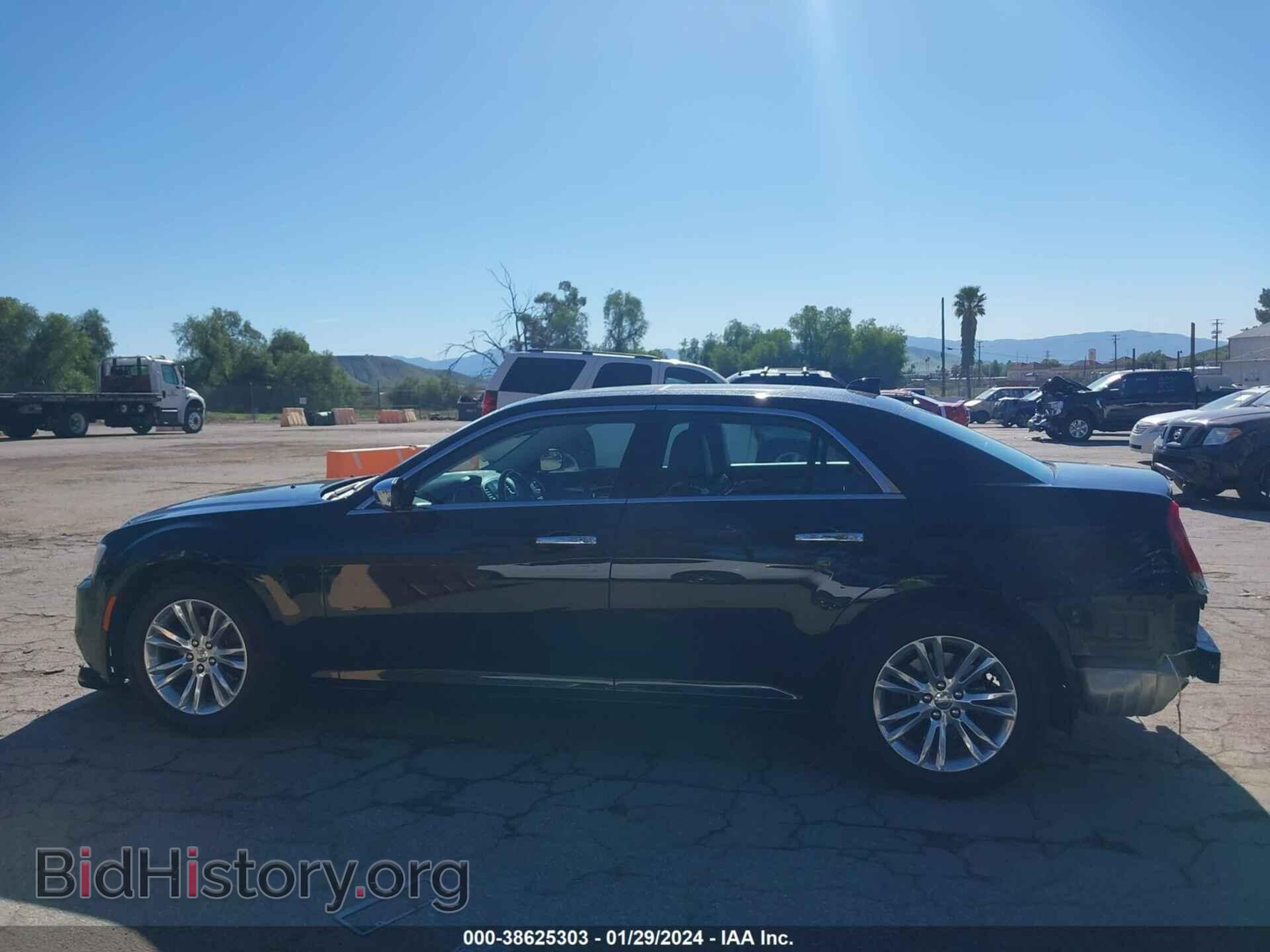 2016 CHRYSLER 300C - VIN: 2C3CCAEG4GH348667 - Photo 15