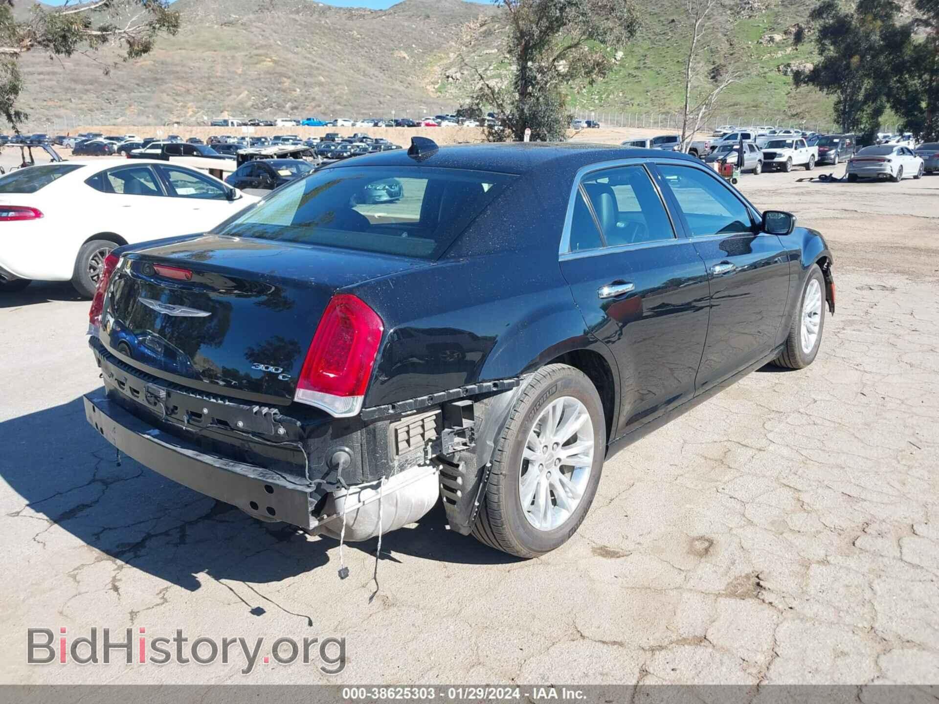 2016 CHRYSLER 300C - VIN: 2C3CCAEG4GH348667 - Photo 4
