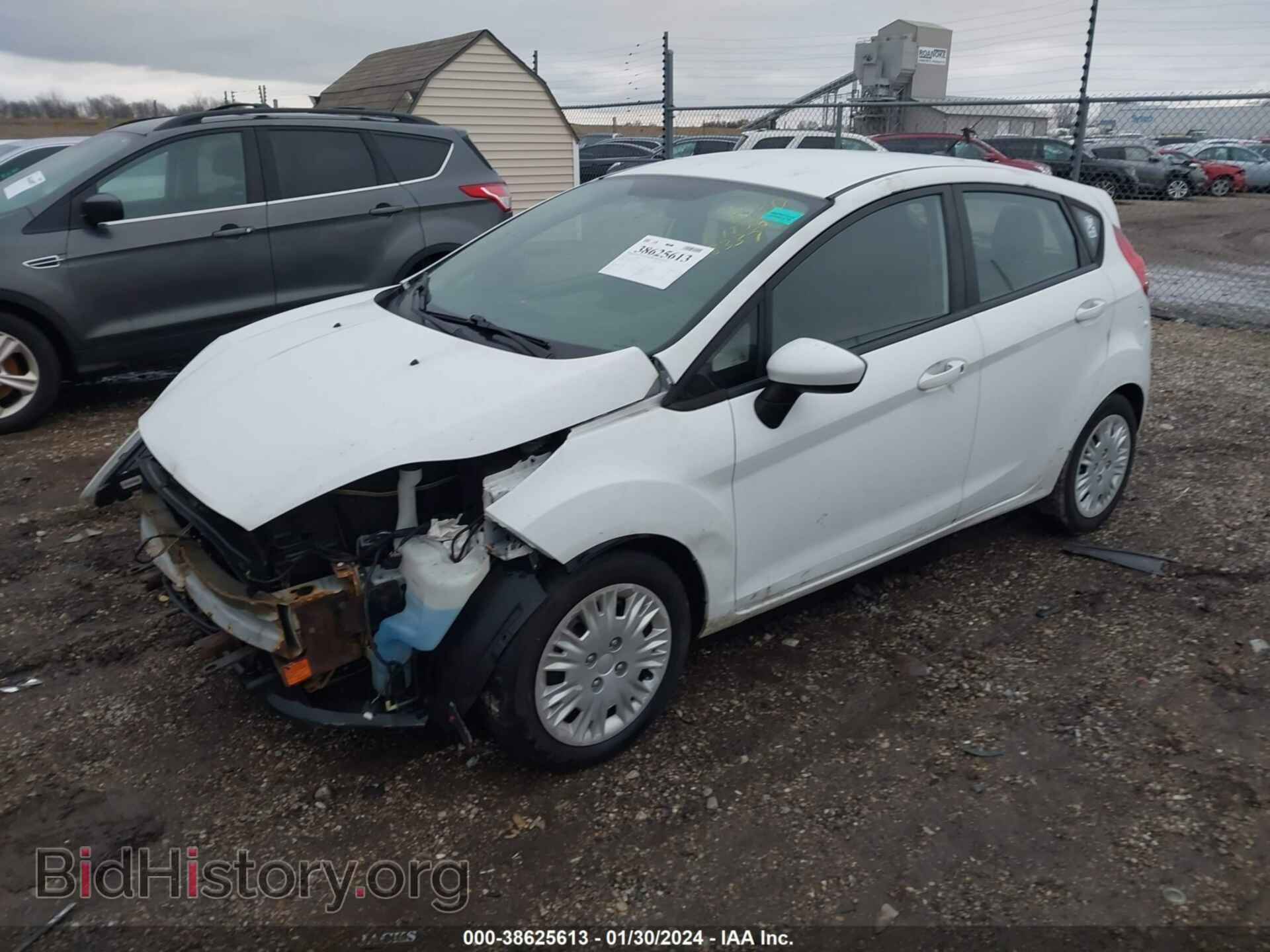 2014 FORD FIESTA - VIN: 3FADP4TJ7EM228337 - Фото 2