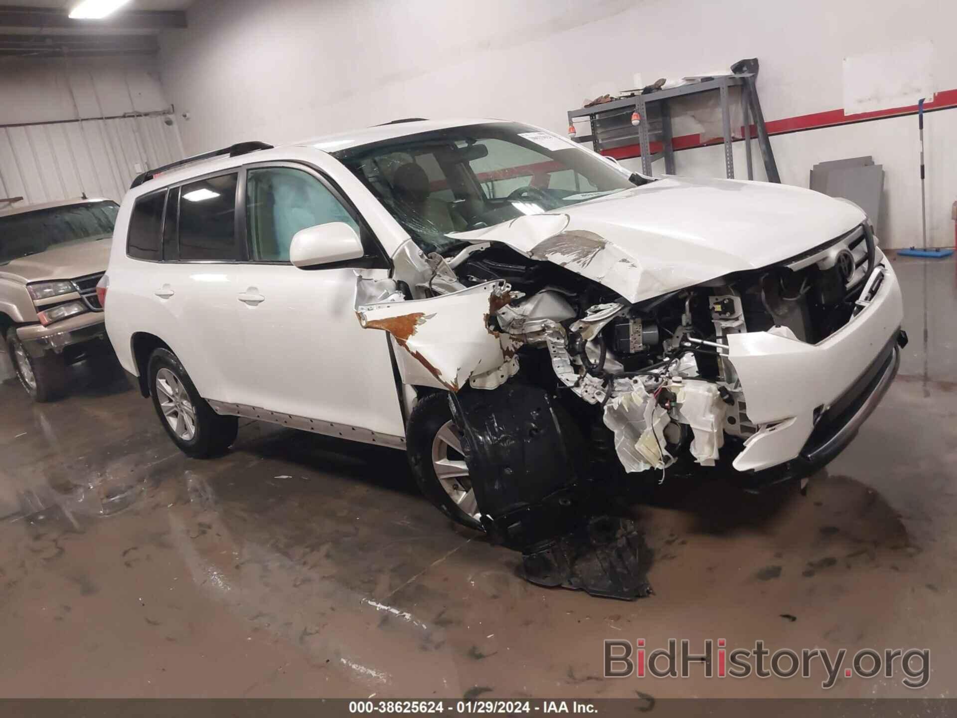 Photo 5TDZA3EH1BS013232 - TOYOTA HIGHLANDER 2011