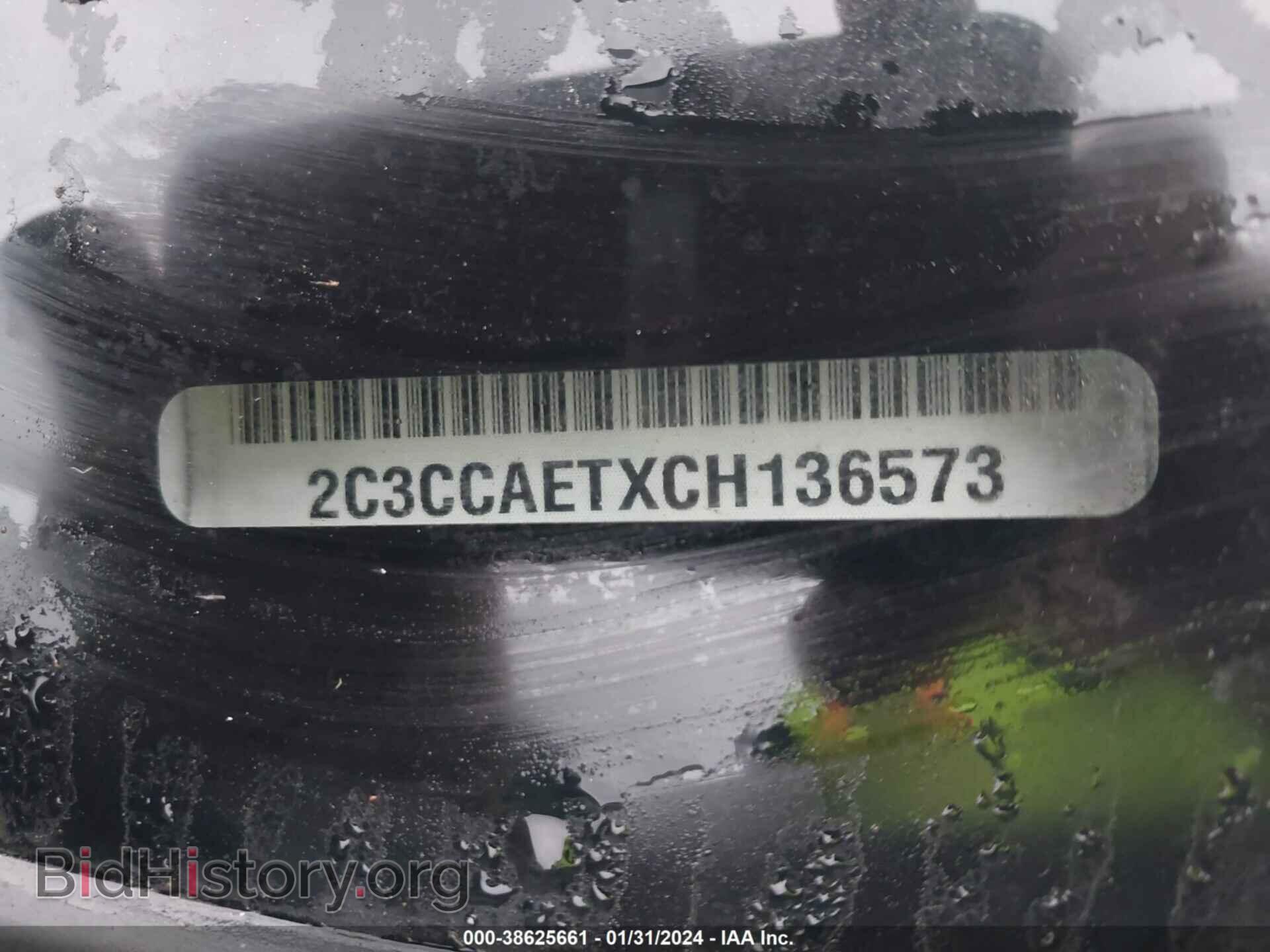 2012 CHRYSLER 300C - VIN: 2C3CCAETXCH136573 - Фото 9