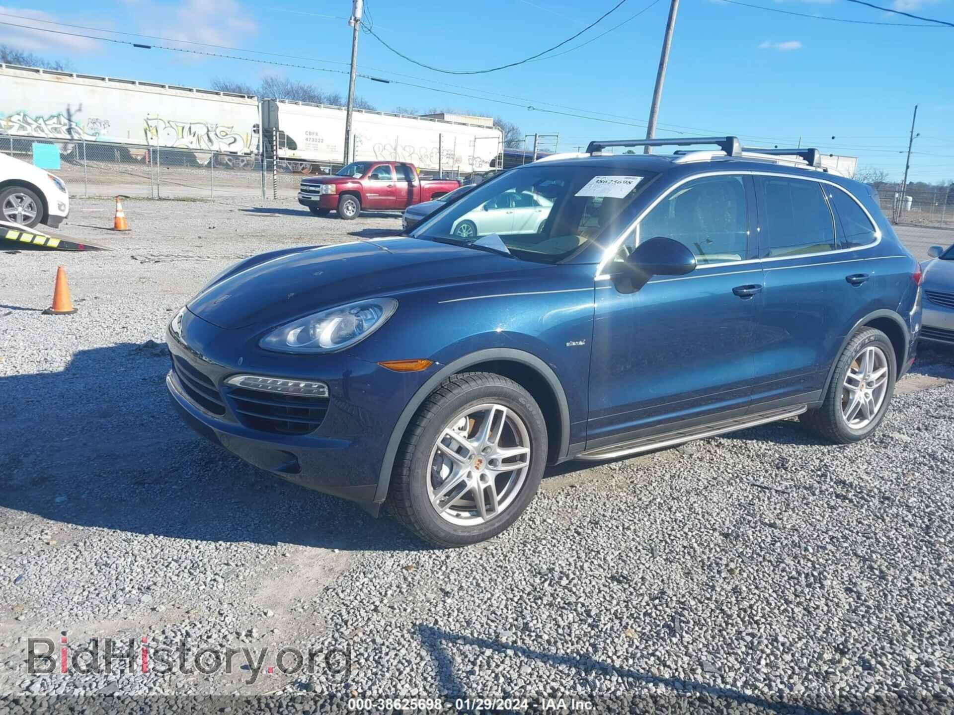 2013 PORSCHE CAYENNE - VIN: WP1AF2A29DLA36836 - Фото 2