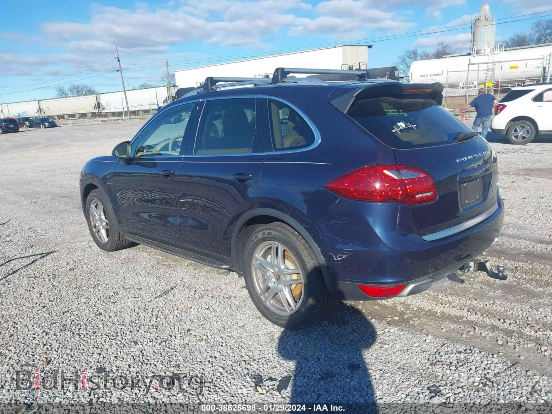 2013 PORSCHE CAYENNE - VIN: WP1AF2A29DLA36836 - Фото 3