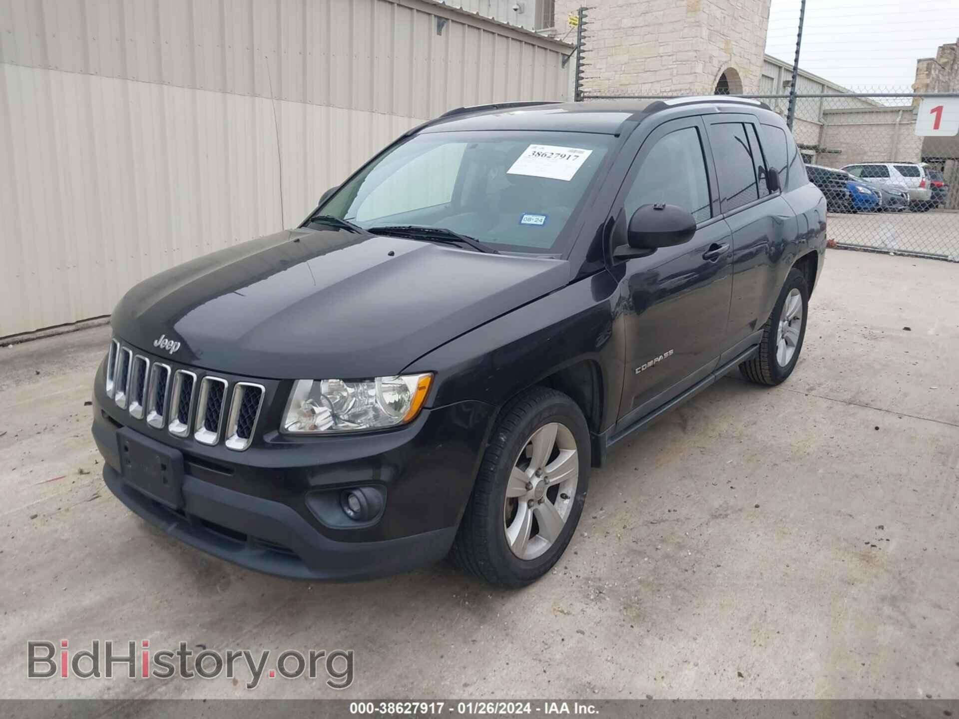 2011 JEEP COMPASS - VIN: 1J4NT1FB8BD137608 - Фото 2