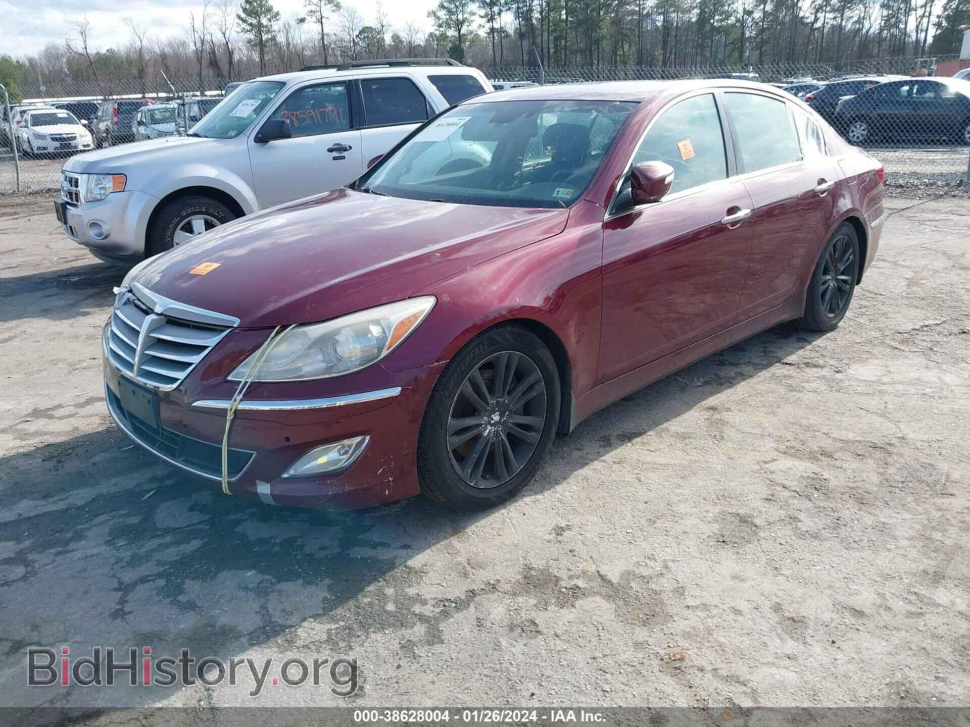 2013 HYUNDAI GENESIS - VIN: KMHGC4DD8DU240272 - Фото 2