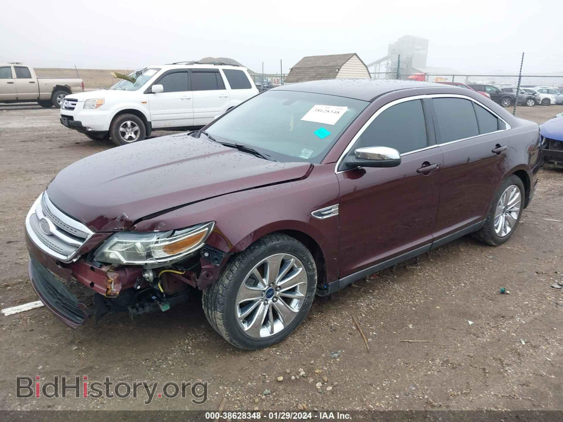 2011 FORD TAURUS - VIN: 1FAHP2FW2BG160645 - Фото 2