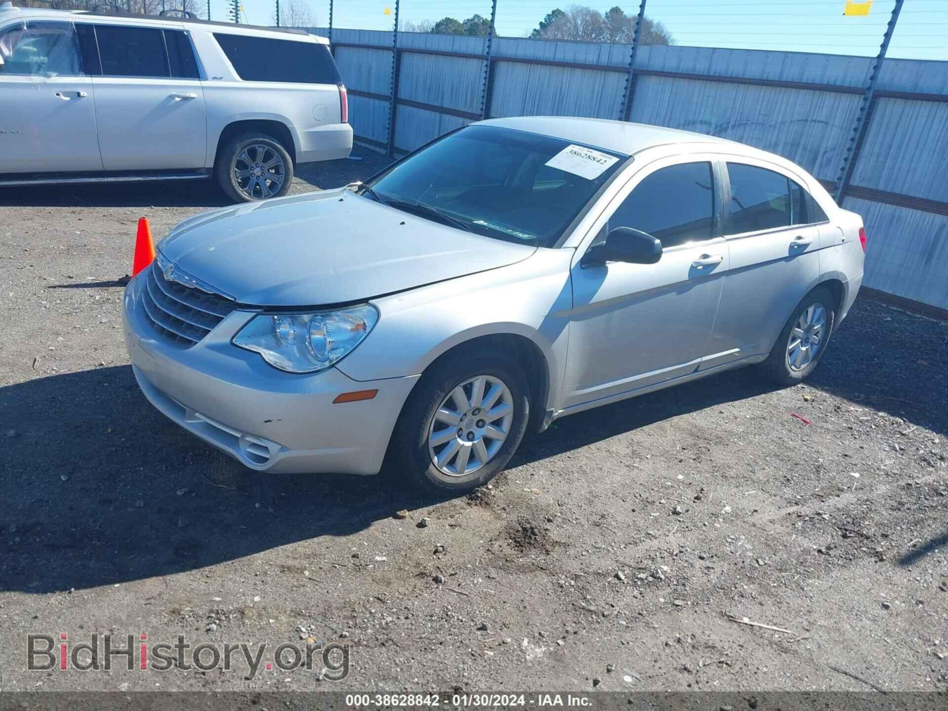 2010 CHRYSLER SEBRING - VIN: 1C3CC4FB8AN214053 - Фото 2