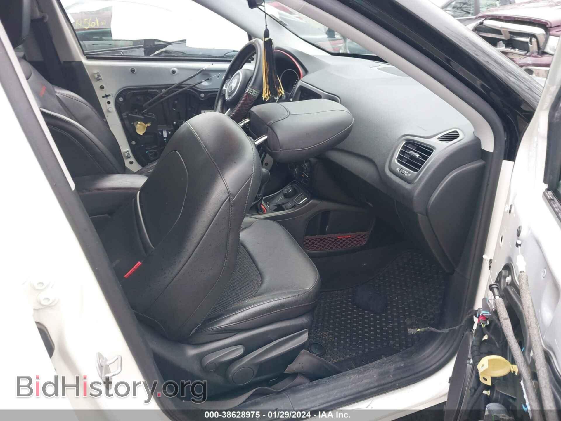 2020 JEEP COMPASS - VIN: 3C4NJDDB8LT214764 - Фото 5