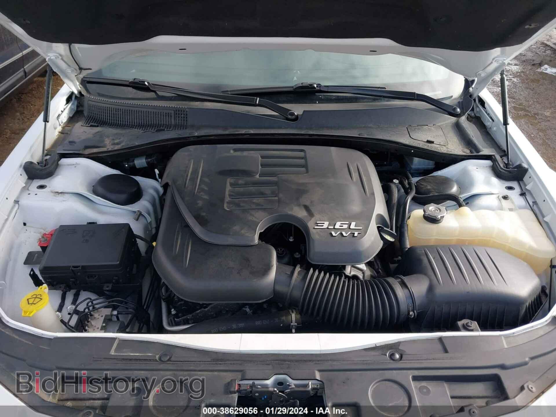 2017 CHRYSLER 300 - VIN: 2C3CCAGG7HH512587 - Фото 10