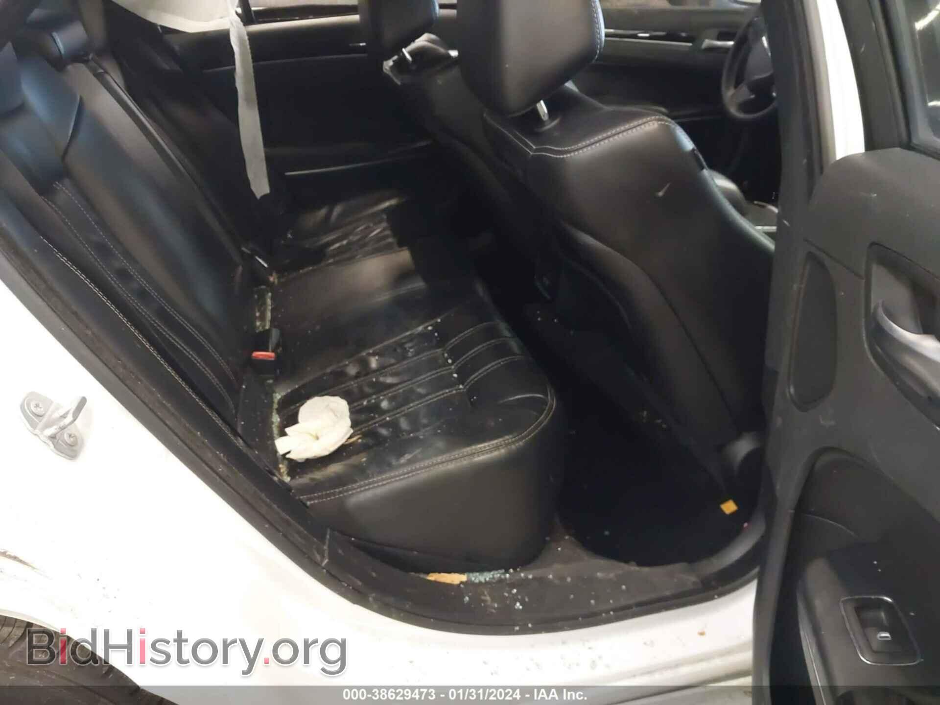 2017 CHRYSLER 300 - VIN: 2C3CCAGG6HH506991 - Фото 8