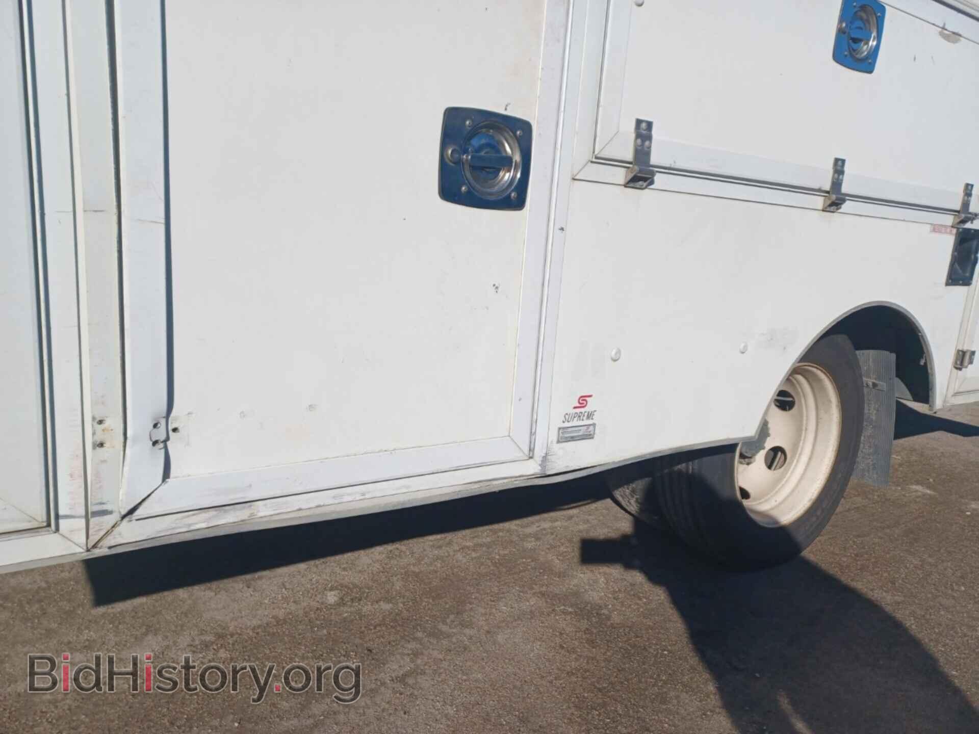 2019 ISUZU NPR HD - VIN: 54DC4J1B2KS802401 - Photo 9