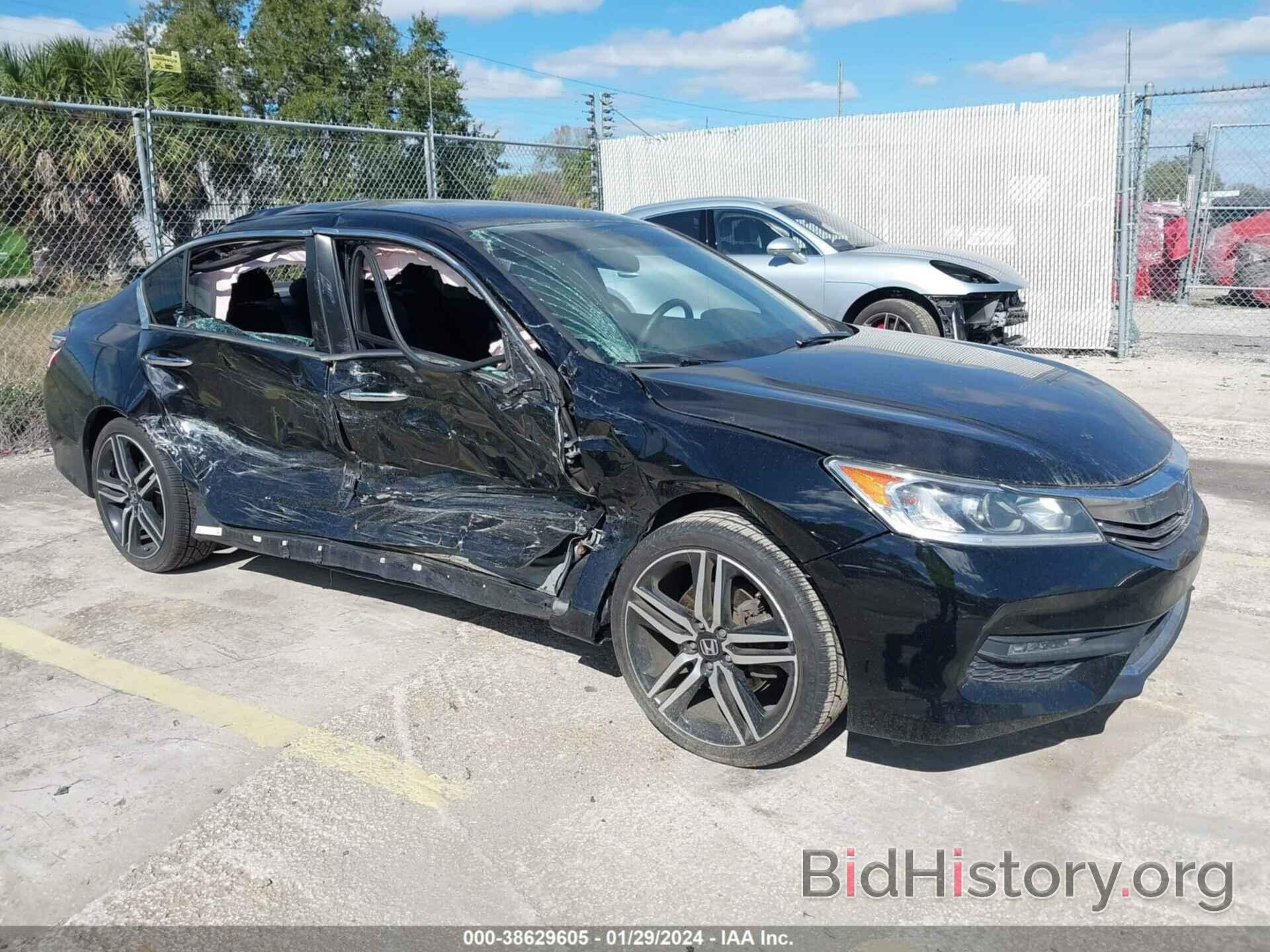 Photo 1HGCR2F11HA274992 - HONDA ACCORD 2017