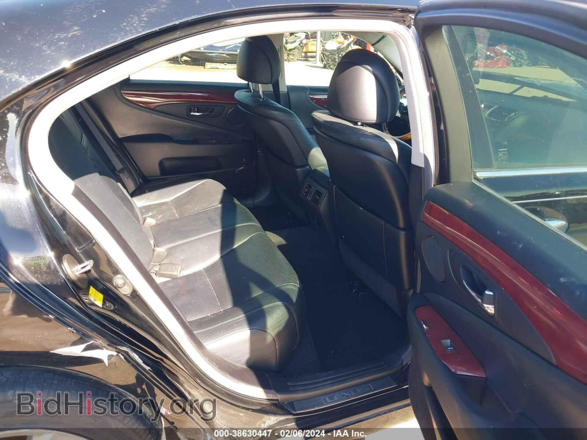 2012 LEXUS LS 460 - VIN: JTHBL5EF8C5112108 - Photo 8