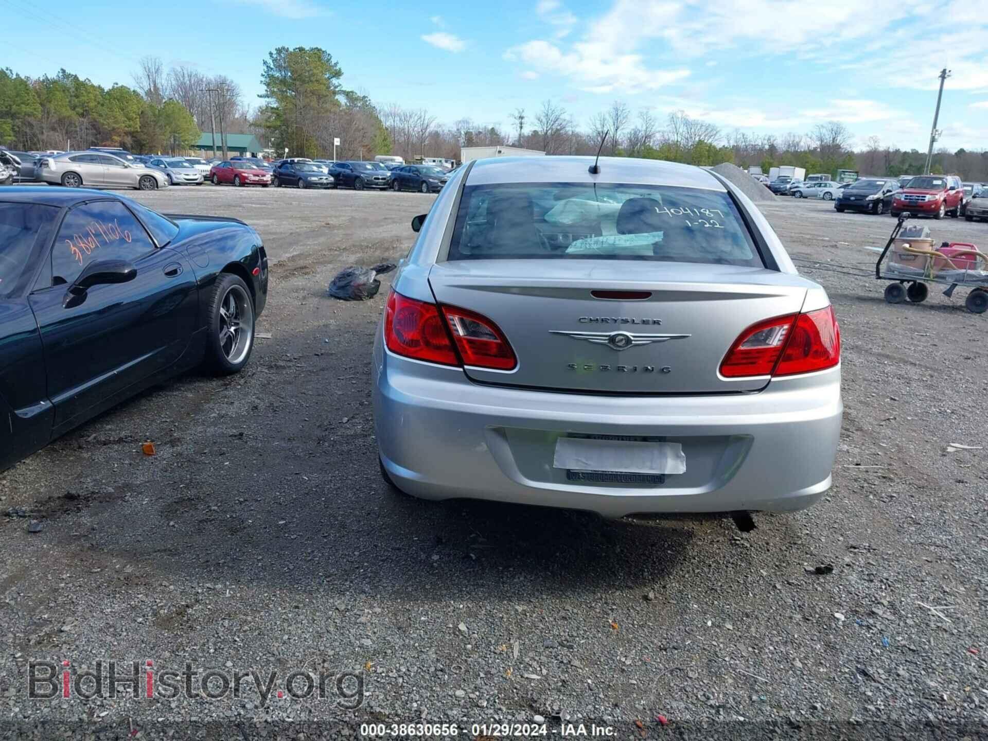 2010 CHRYSLER SEBRING - VIN: 1C3CC5FB9AN180775 - Фото 16