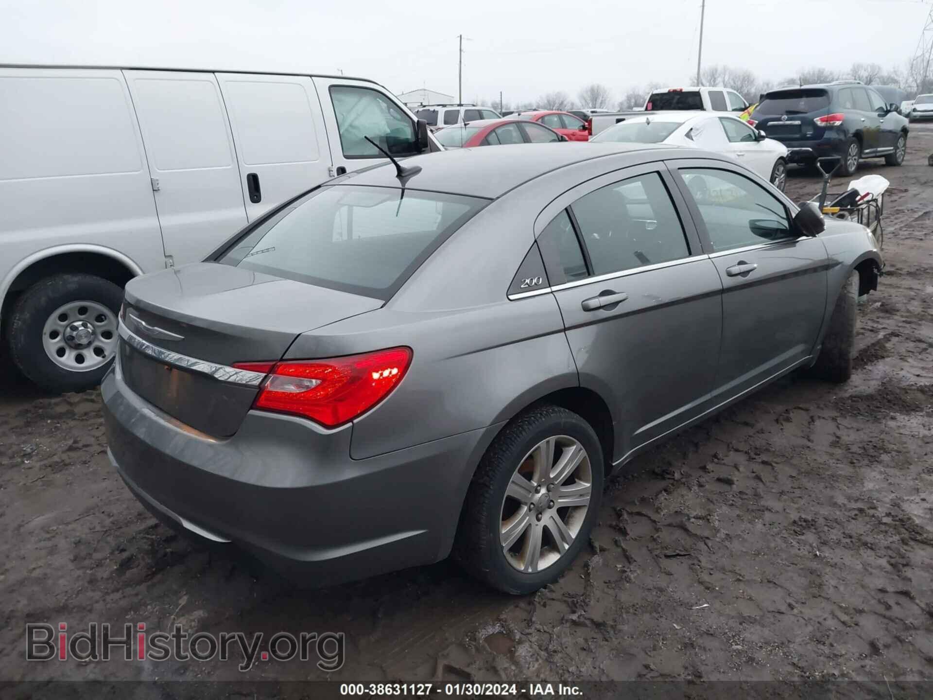 2013 CHRYSLER 200 - VIN: 1C3CCBBB3DN512766 - Фото 4
