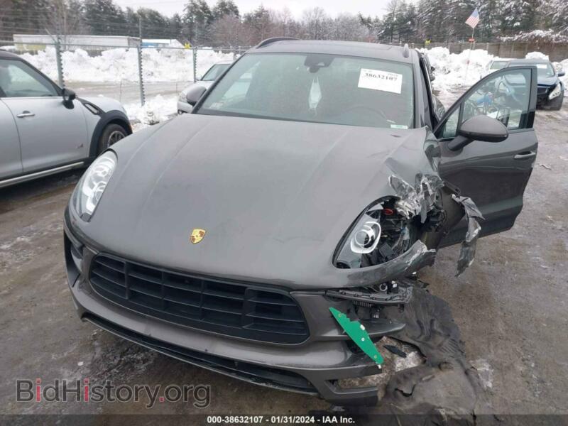2016 Porsche MACAN (VIN WP1AB2A55GLB48494) — photo 10 of 17