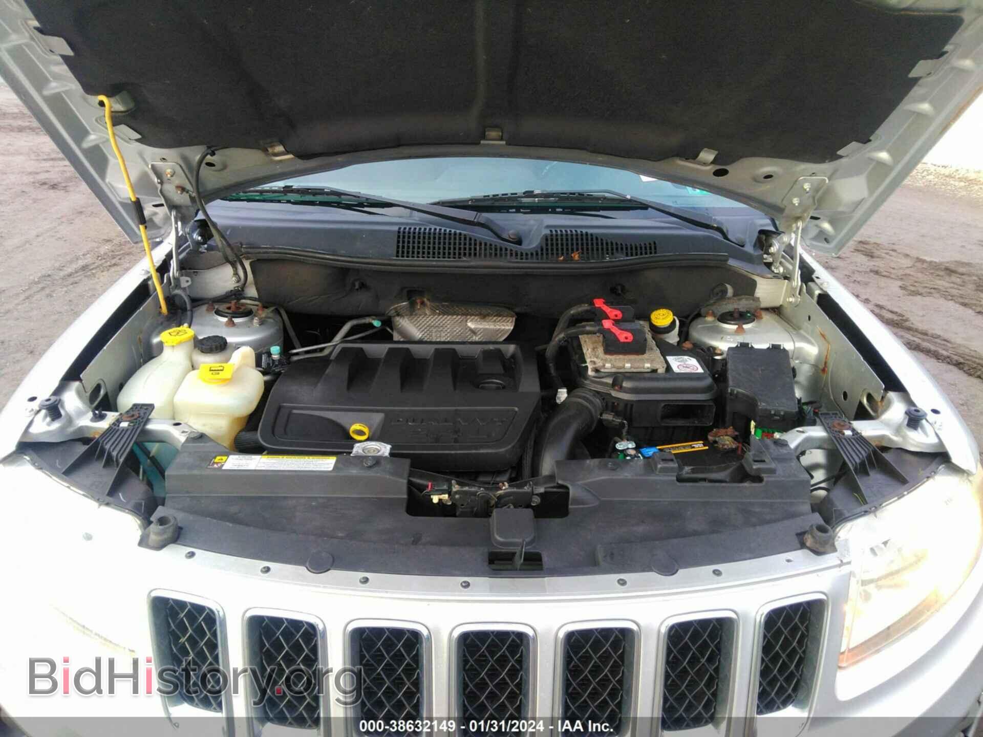 2011 JEEP COMPASS - VIN: 1J4NF1FB3BD281042 - Photo 10