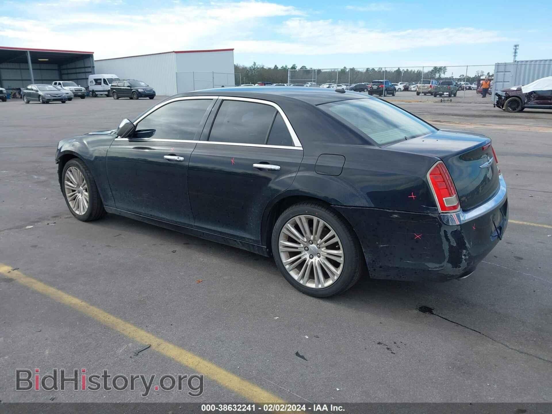 2012 CHRYSLER 300 - VIN: 2C3CCACG2CH182193 - Фото 3