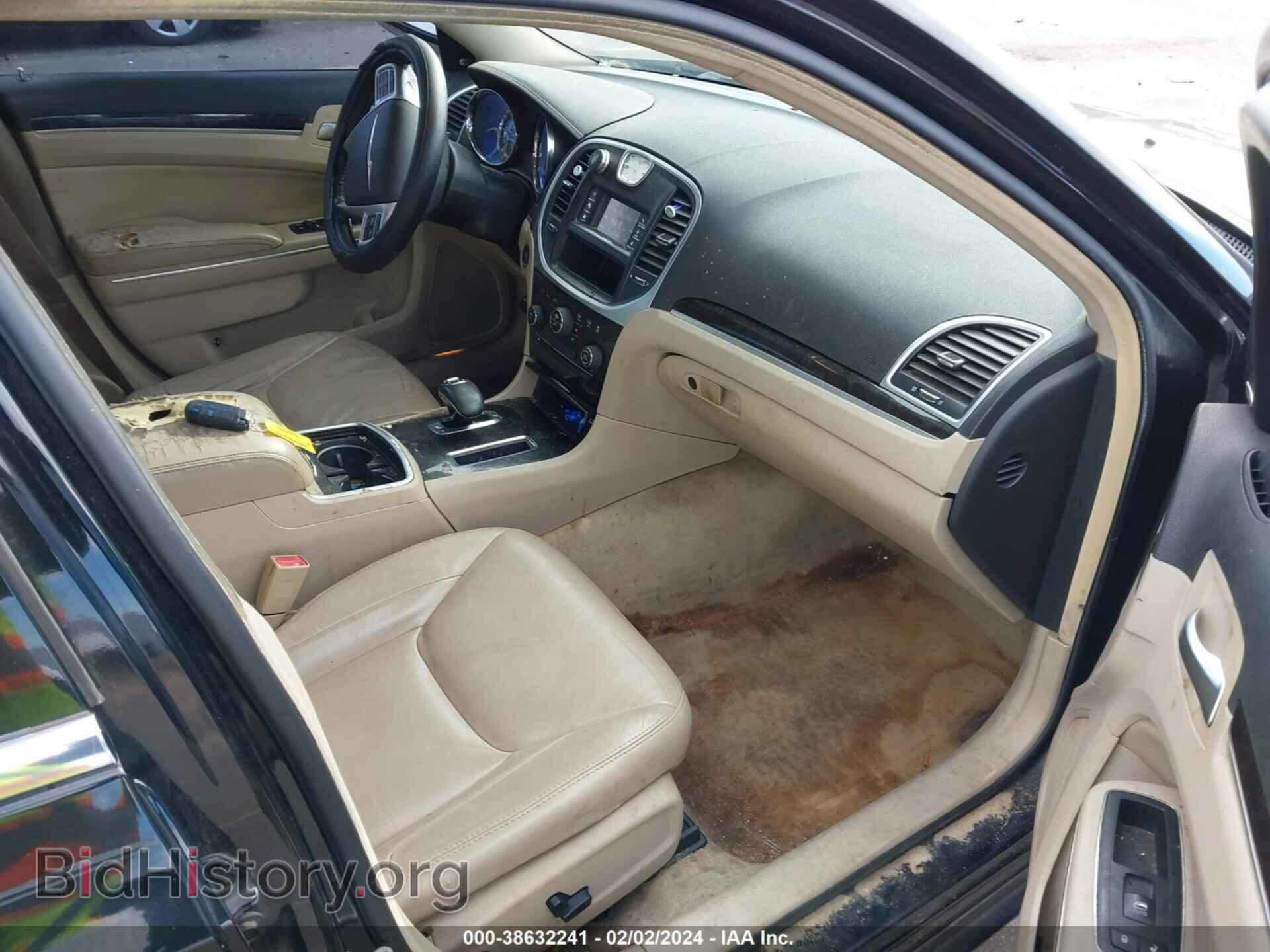 2012 CHRYSLER 300 - VIN: 2C3CCACG2CH182193 - Фото 5