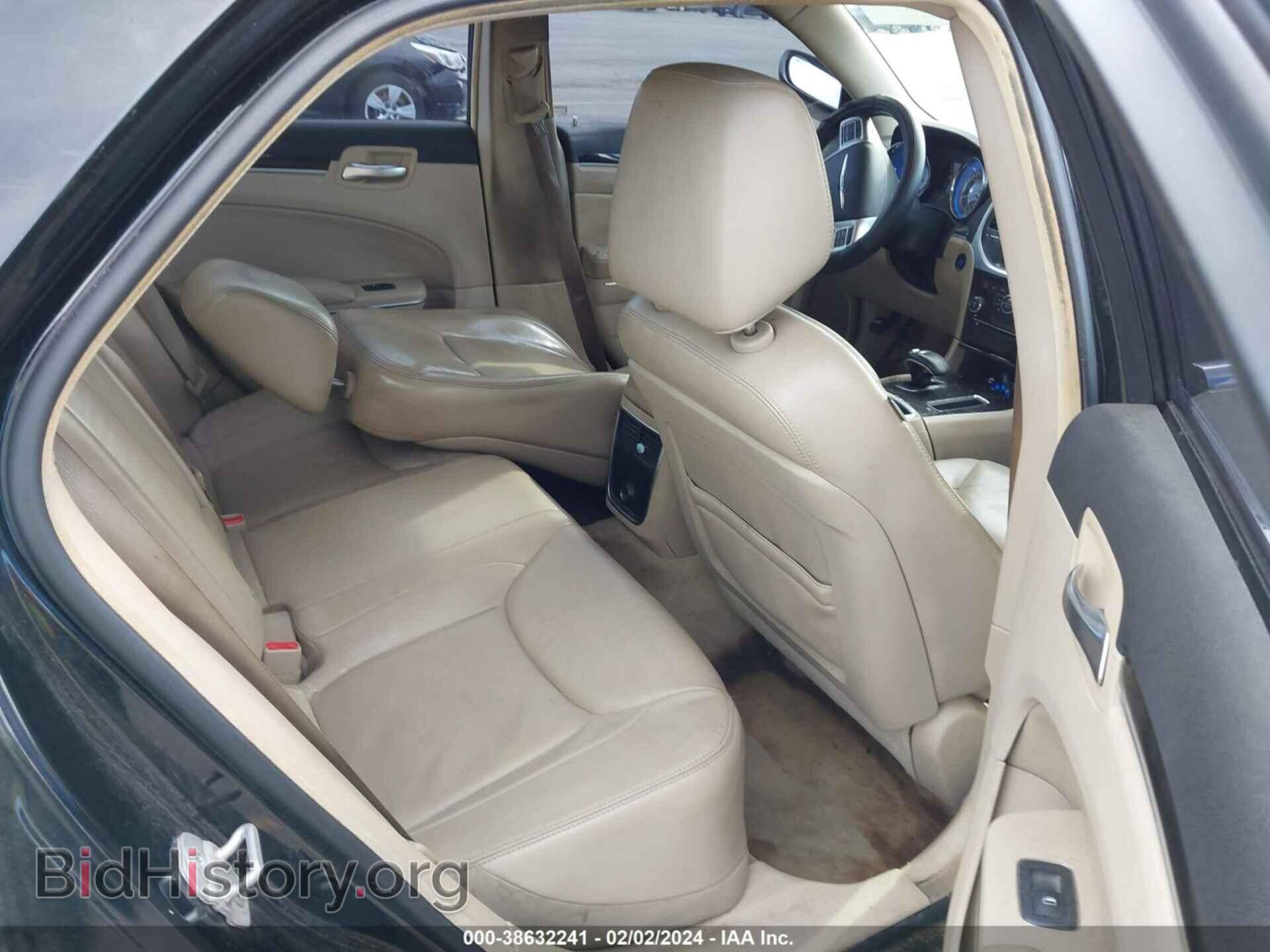 2012 CHRYSLER 300 - VIN: 2C3CCACG2CH182193 - Фото 8