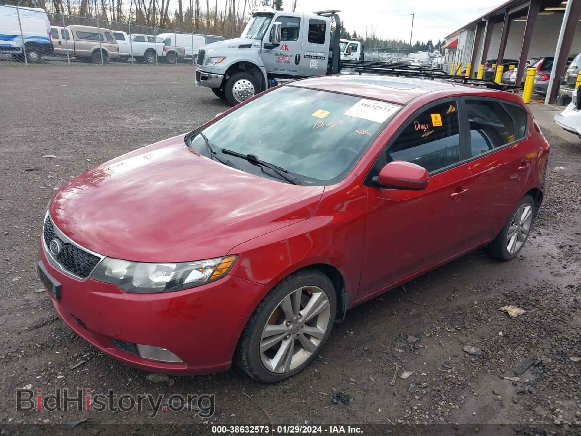 2011 KIA FORTE - VIN: KNAFW5A33B5363586 - Фото 2