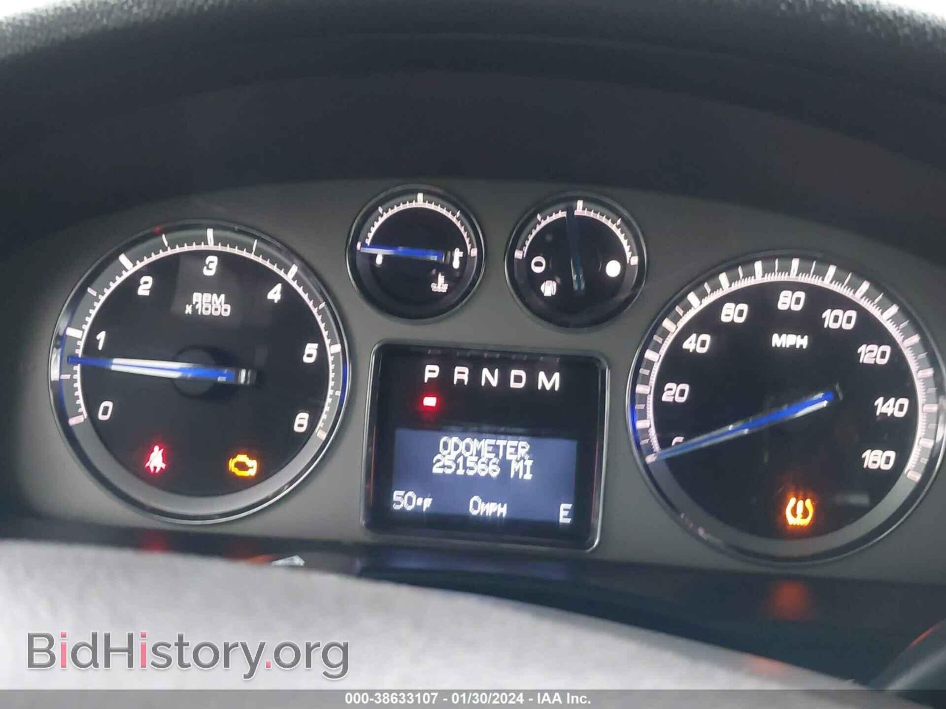 2011 CADILLAC ESCALADE - VIN: 1GYS4BEF7BR255730 - Фото 7