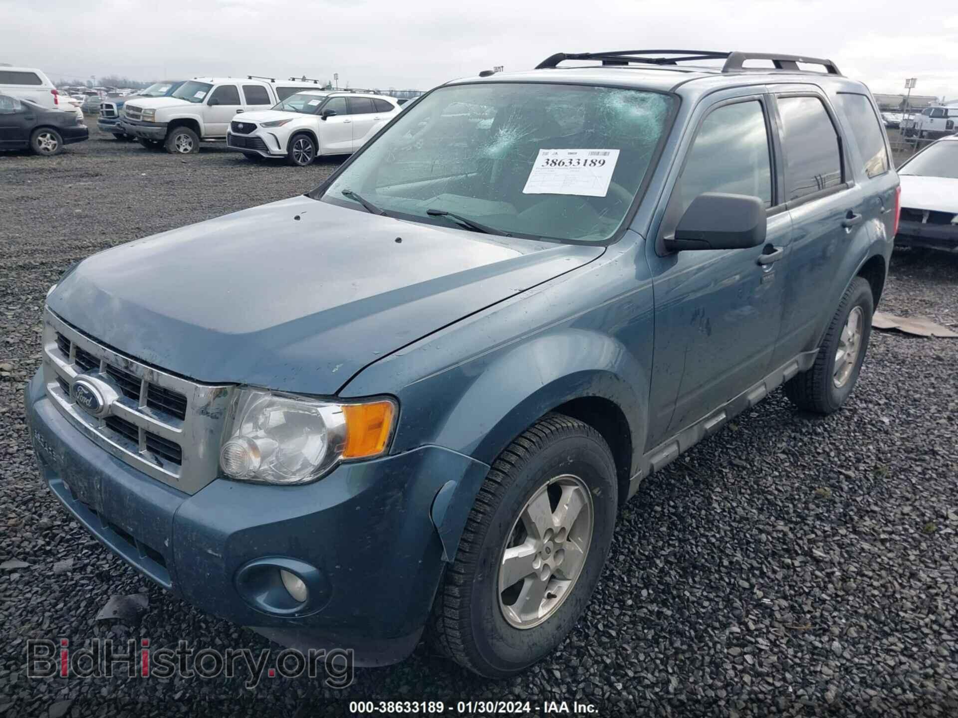 2010 FORD ESCAPE - VIN: 1FMCU0DG7AKA31112 - Фото 2
