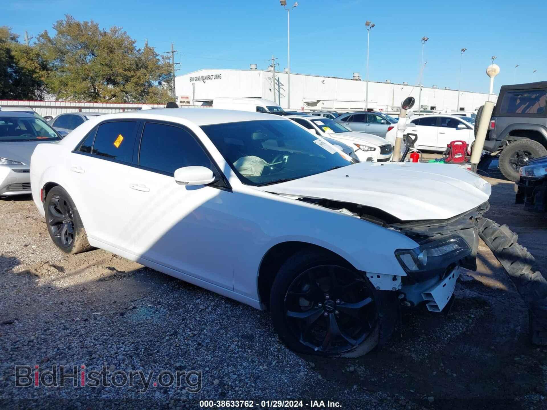 2021 CHRYSLER 300 - VIN: 2C3CCABG3MH626345 - Фото 12