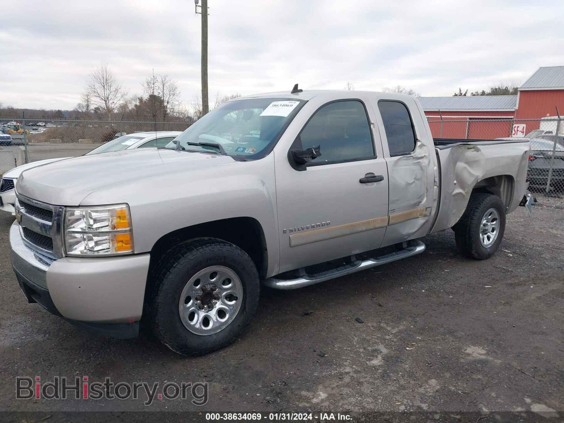2008 CHEVROLET SILVERADO 1500 - VIN: 2GCEC19CX81318742 - Фото 2