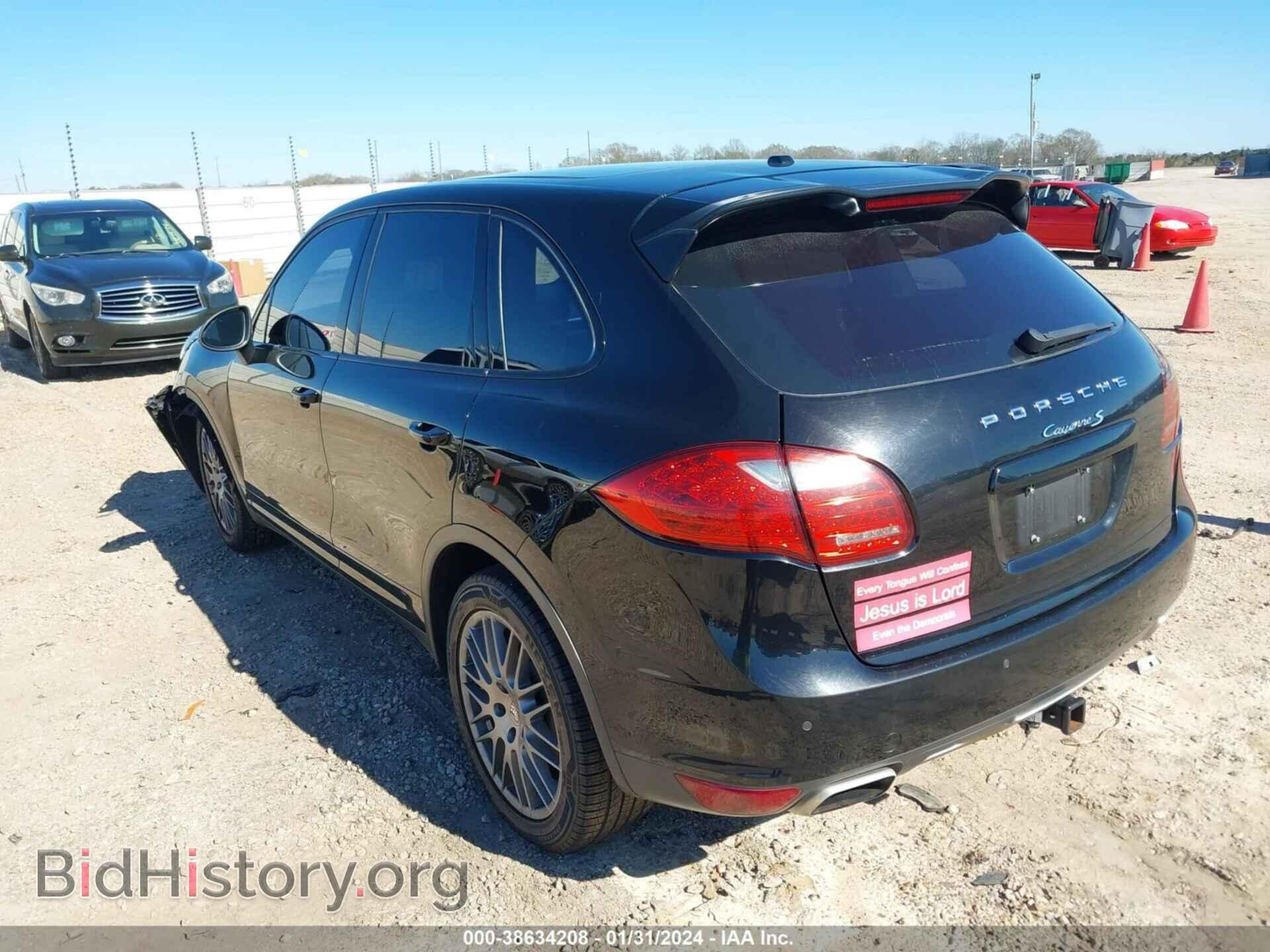 2011 PORSCHE CAYENNE - VIN: WP1AB2A28BLA51370 - Фото 3