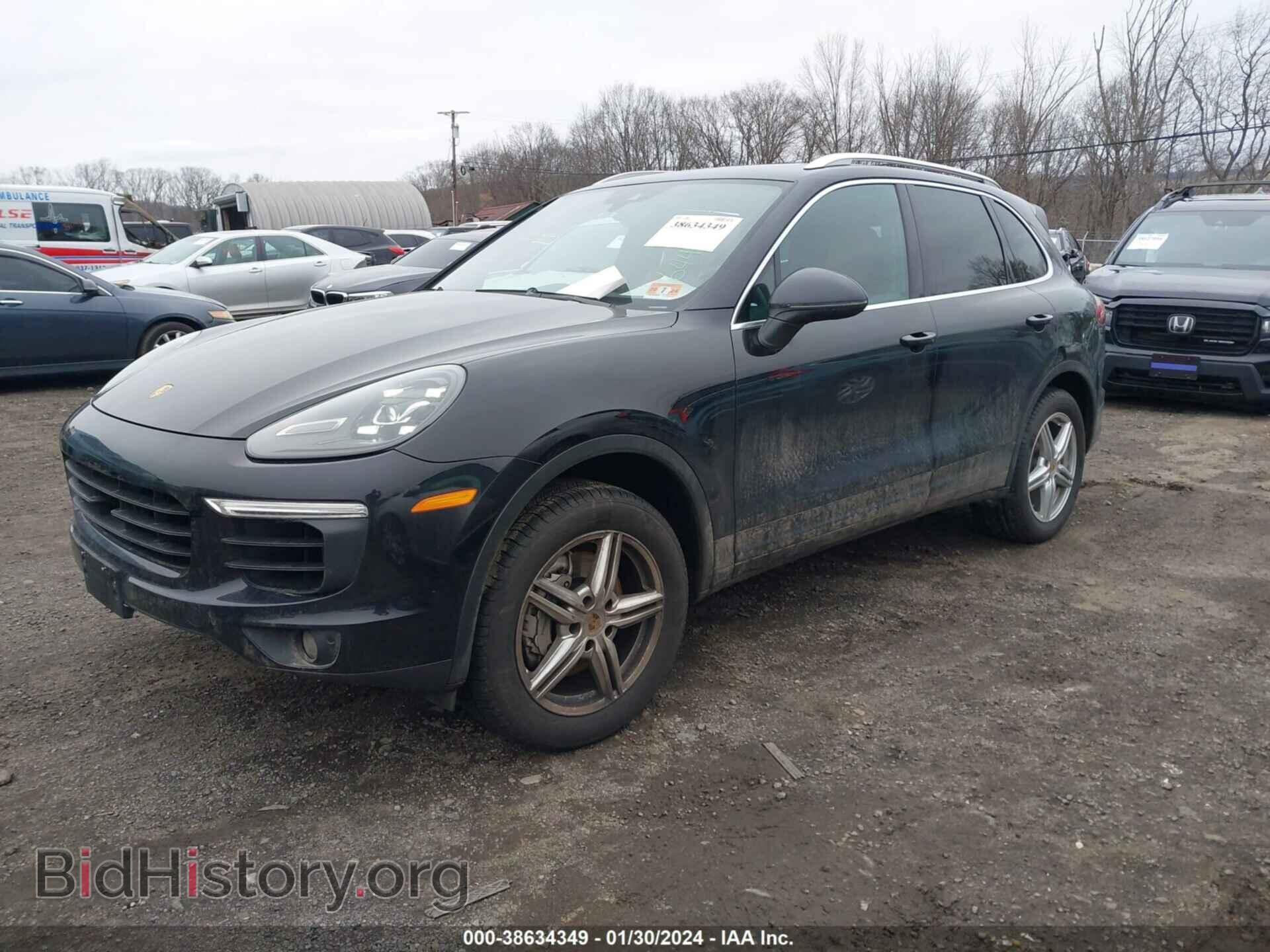 2016 PORSCHE CAYENNE - VIN: WP1AB2A26GLA92331 - Фото 2