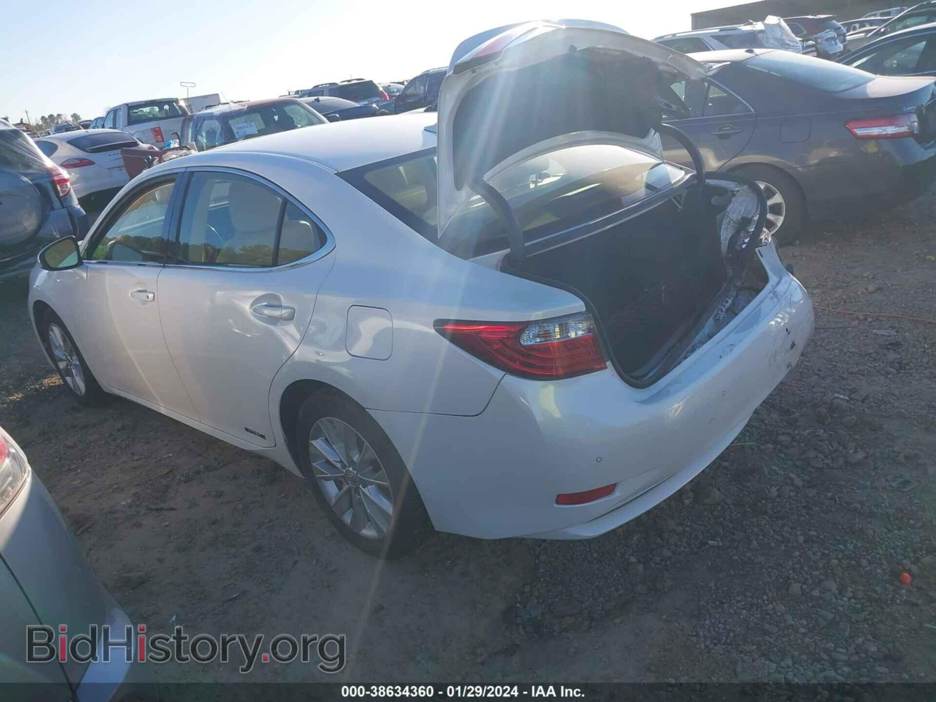 2013 LEXUS ES 300H - VIN: JTHBW1GG9D2000166 - Фото 3