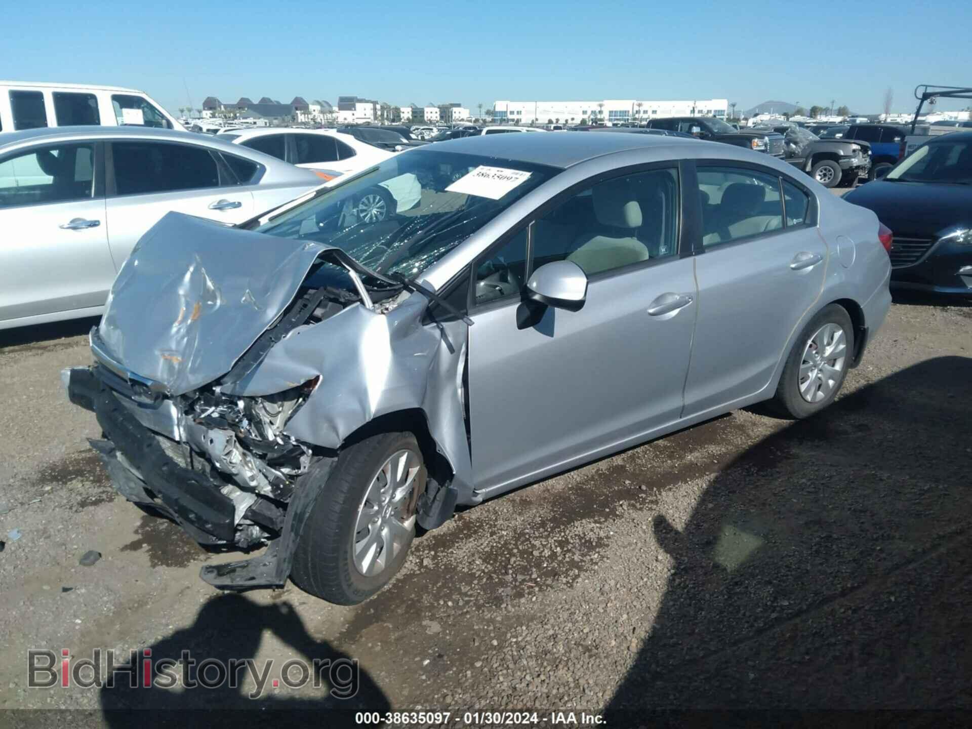 2012 HONDA CIVIC - VIN: 19XFB2F58CE388612 - Фото 2