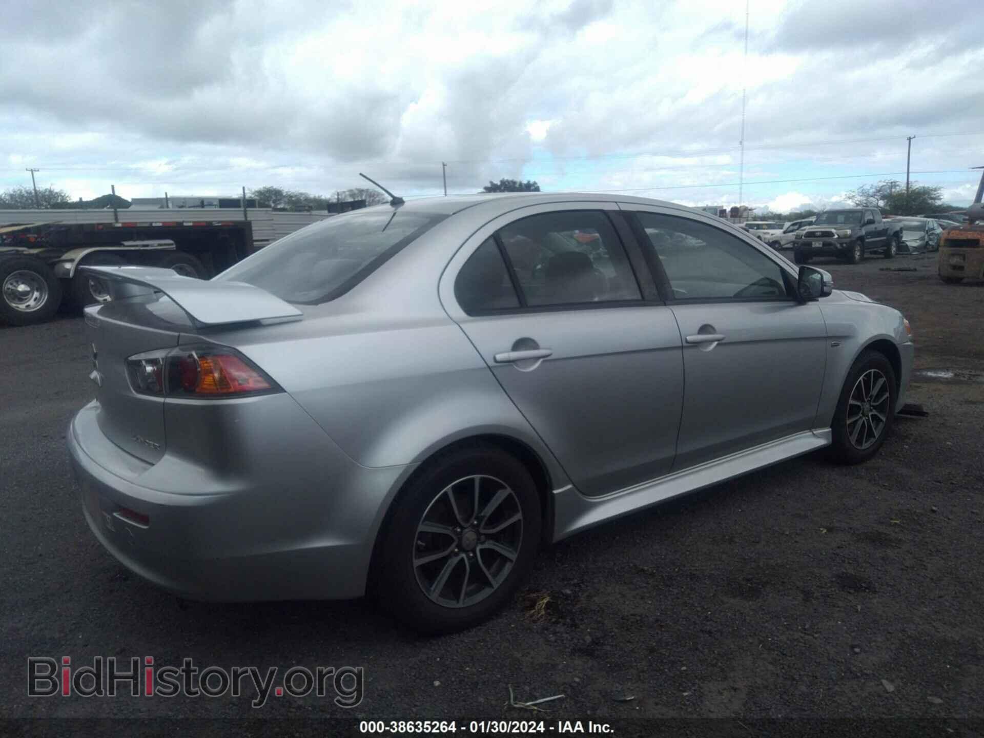 2017 MITSUBISHI LANCER - VIN: JA32U2FU8HU011348 - Фото 4