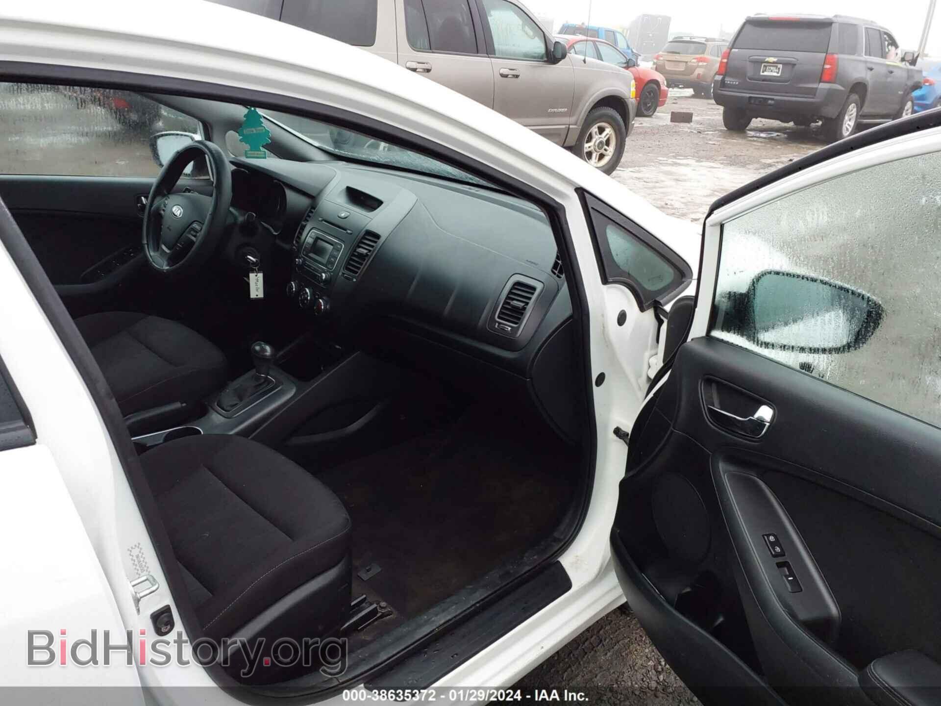 2016 KIA FORTE - VIN: KNAFK4A67G5613435 - Фото 5