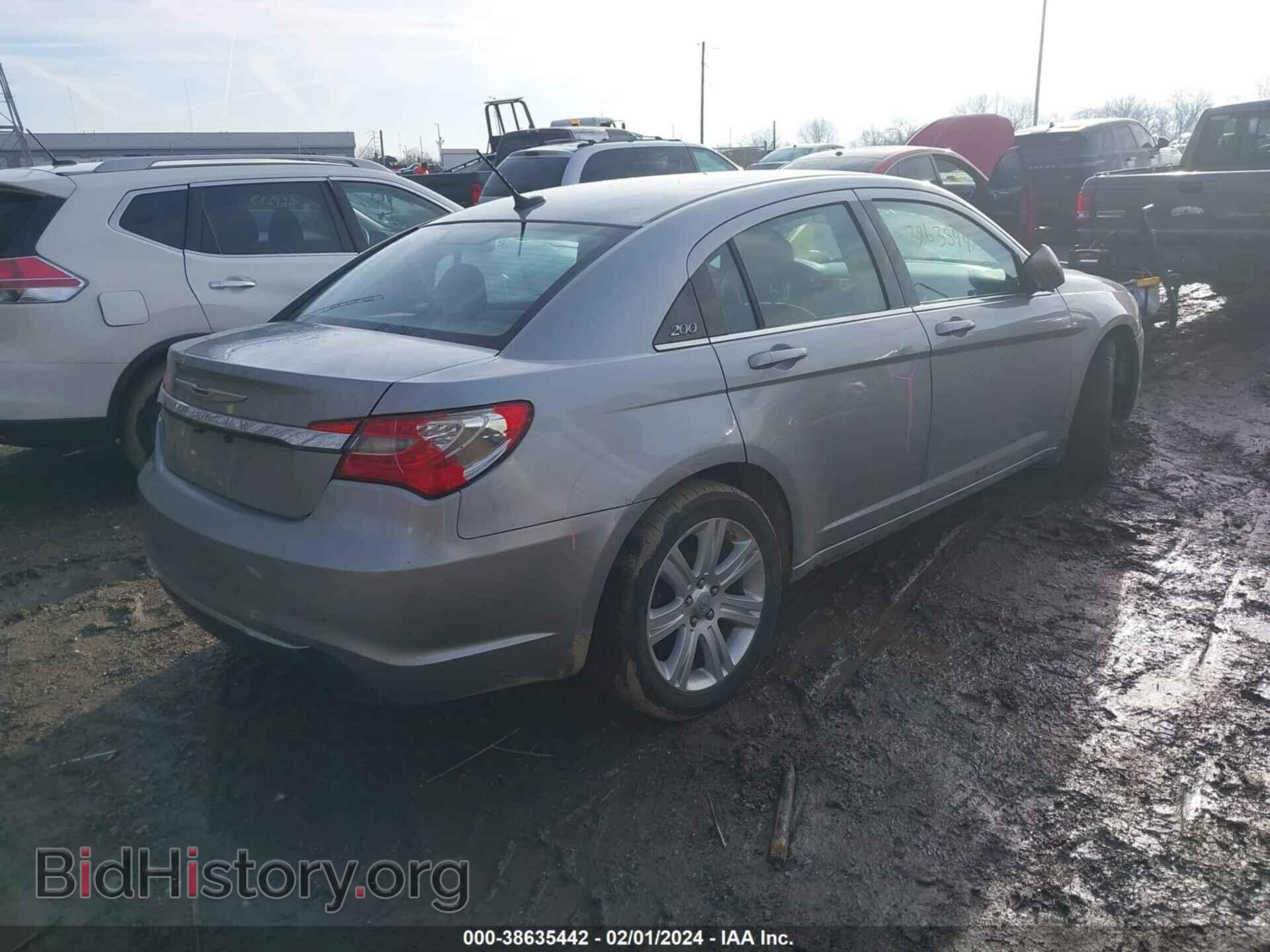 2013 CHRYSLER 200 - VIN: 1C3CCBAB5DN762348 - Фото 4