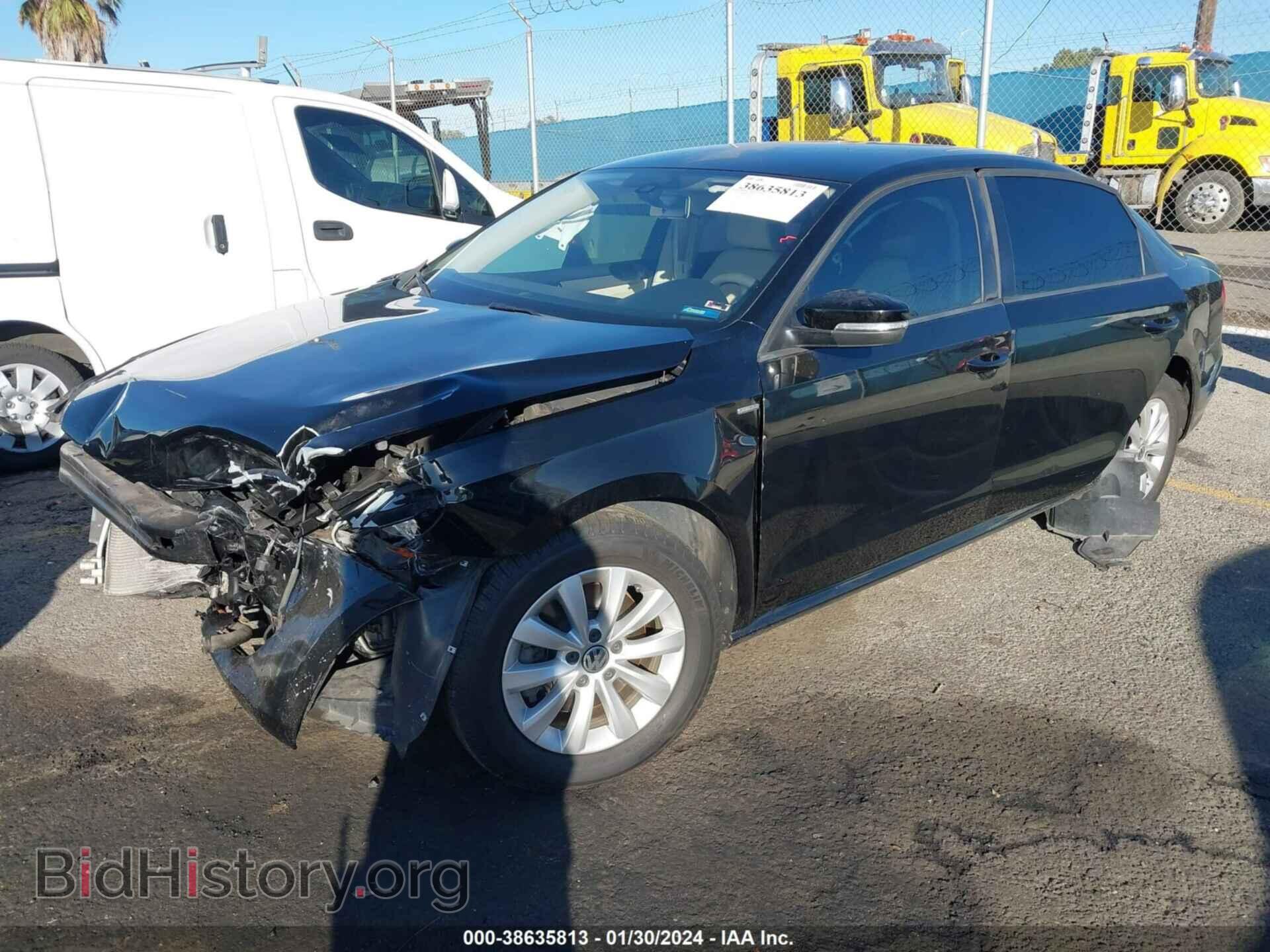 2013 VOLKSWAGEN PASSAT - VIN: 1VWAP7A31DC139864 - Фото 2