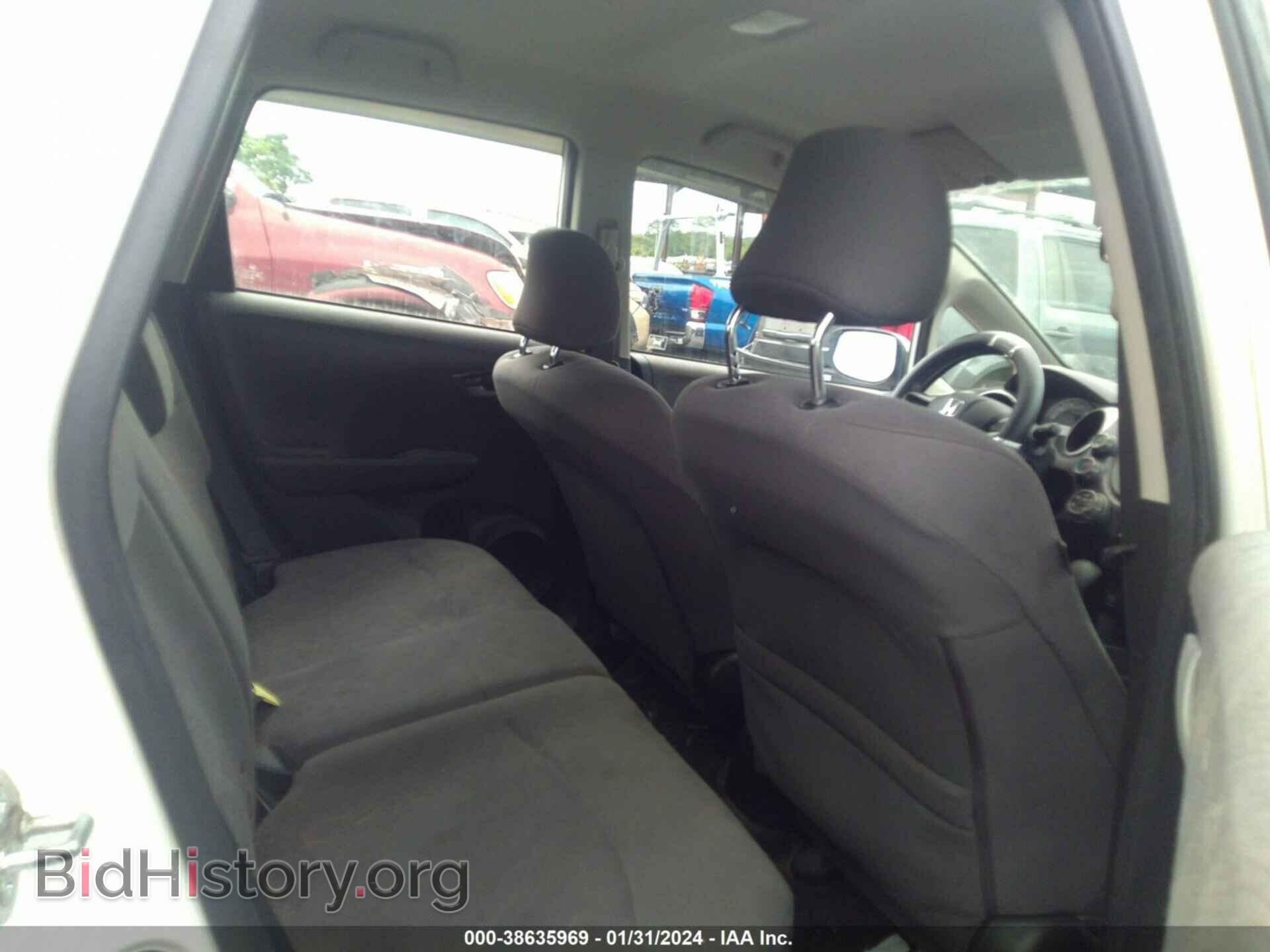2013 HONDA FIT - VIN: JHMGE8H35DC077138 - Фото 8