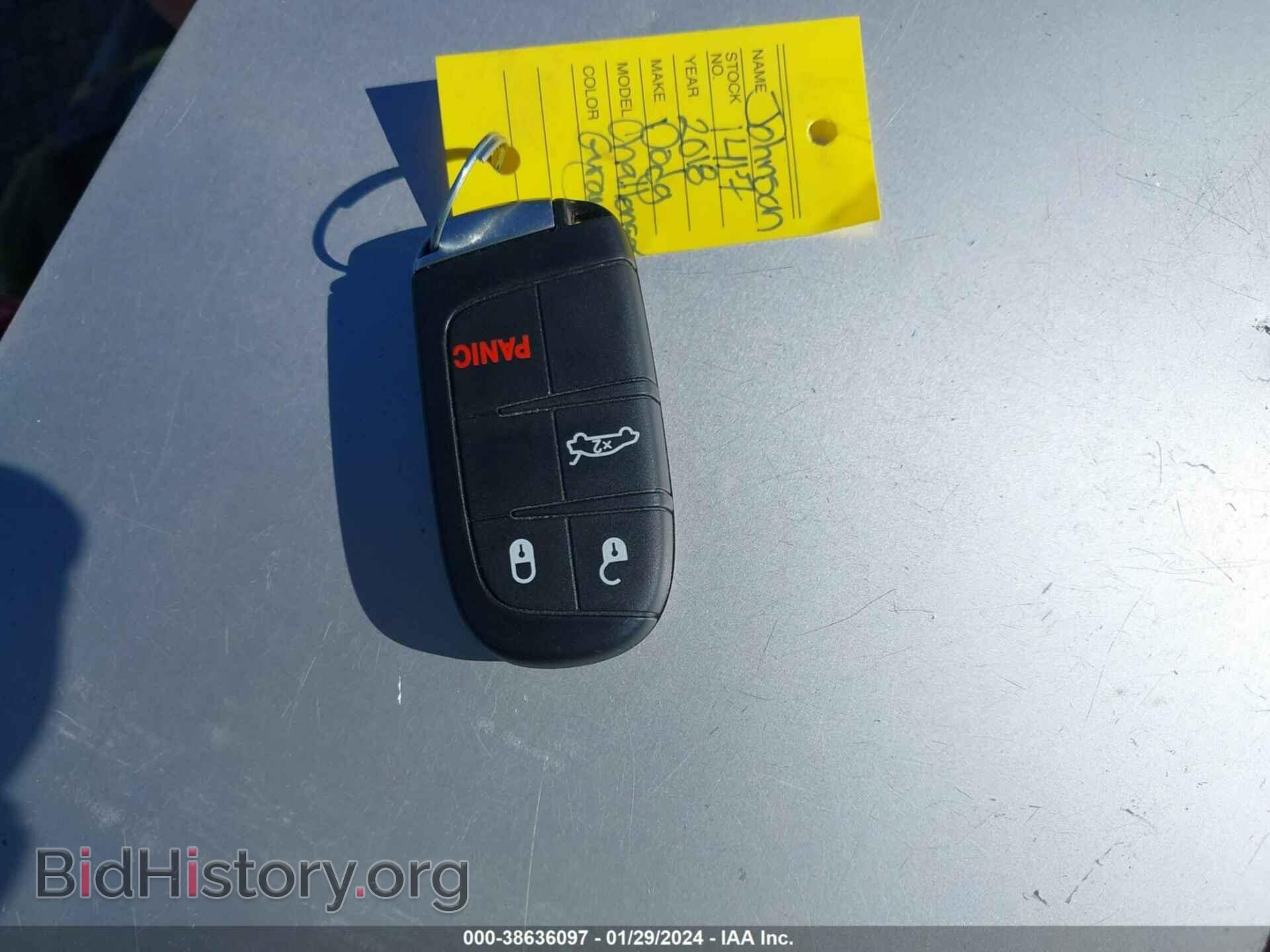 2018 DODGE CHALLENGER - VIN: 2C3CDZAG4JH110973 - Photo 11