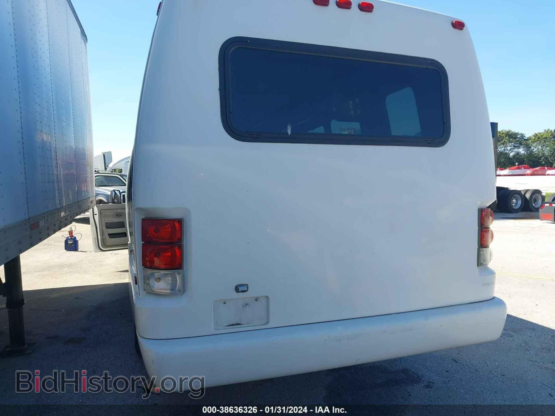 2009 FORD E-450 CUTAWAY - VIN: 1FDXE45P69DA21272 - Фото 8