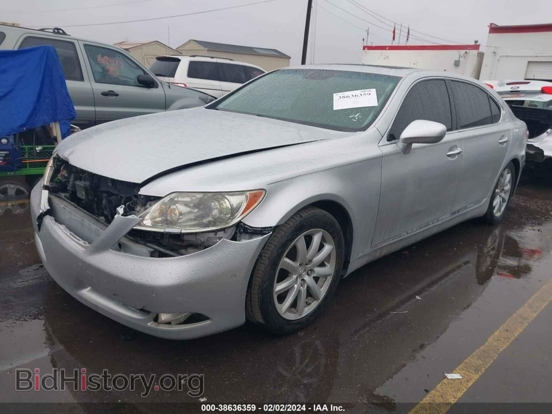 2007 LEXUS LS 460 - VIN: JTHGL46F775008097 - Photo 2