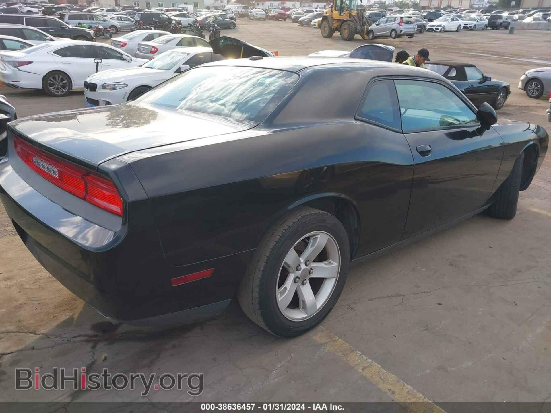 2014 DODGE CHALLENGER - VIN: 2C3CDYAG7EH257532 - Фото 4