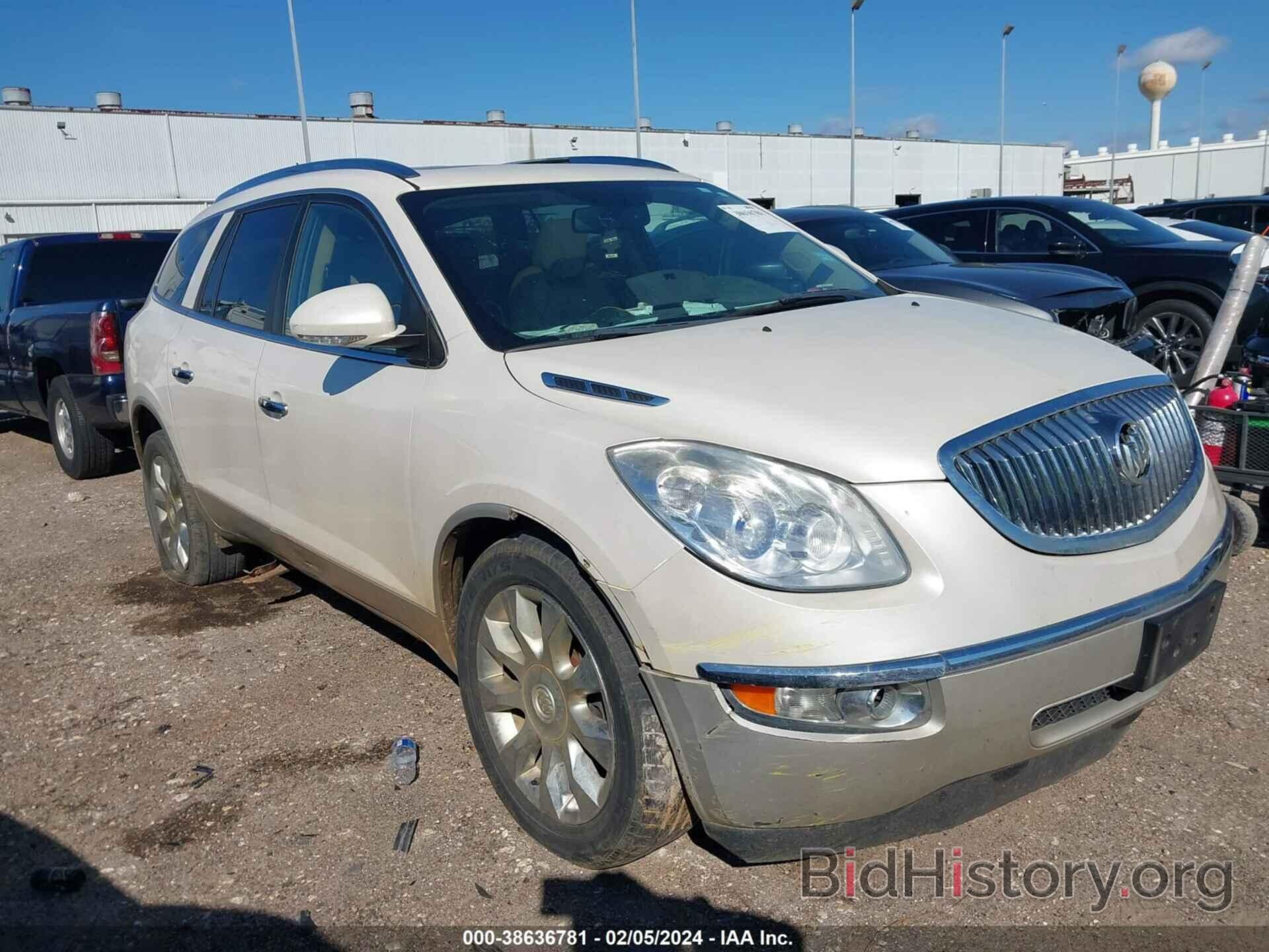 Photo 5GAKRCED7BJ162573 - BUICK ENCLAVE 2011
