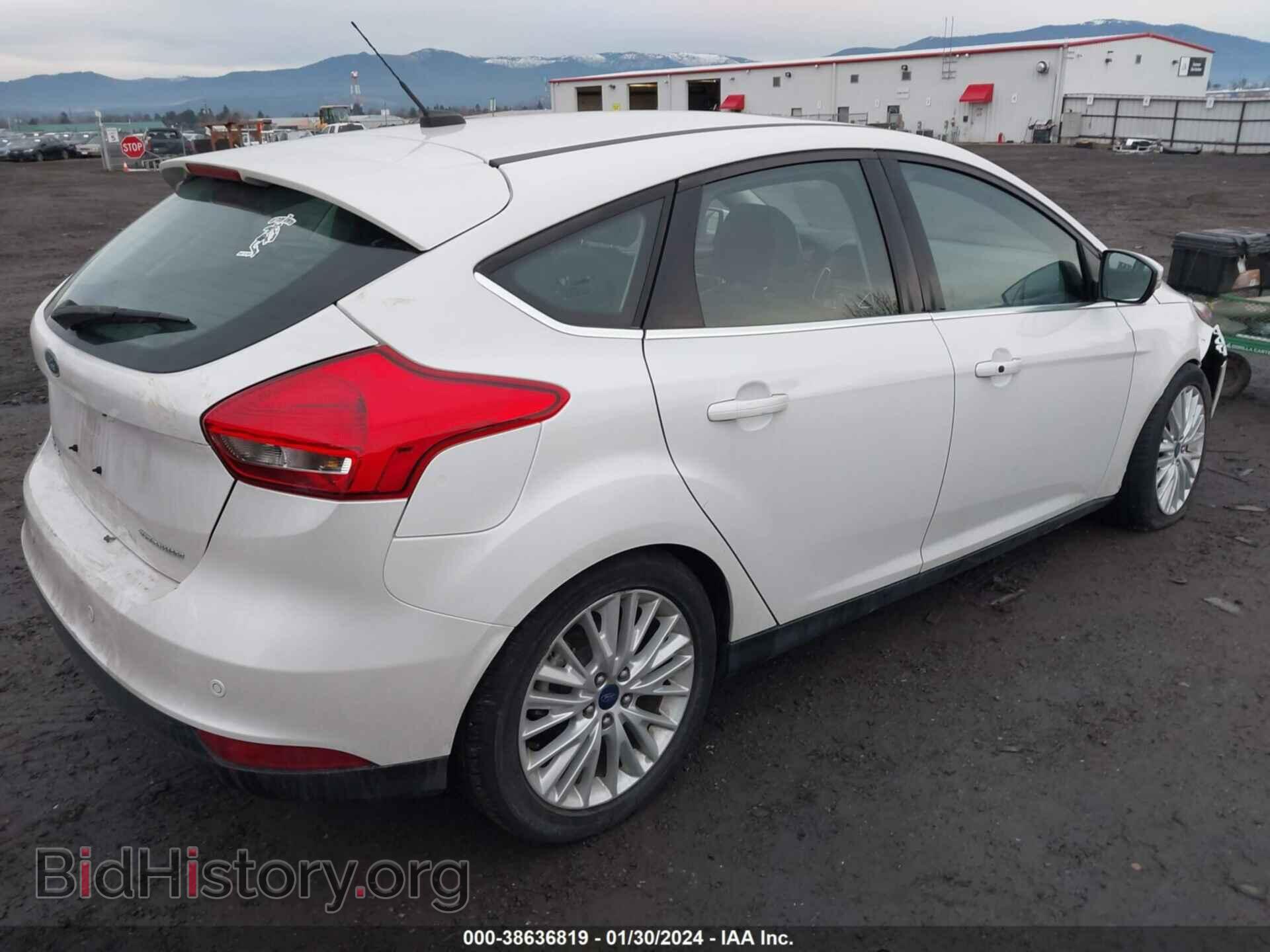 2016 FORD FOCUS - VIN: 1FADP3N28GL247337 - Фото 4