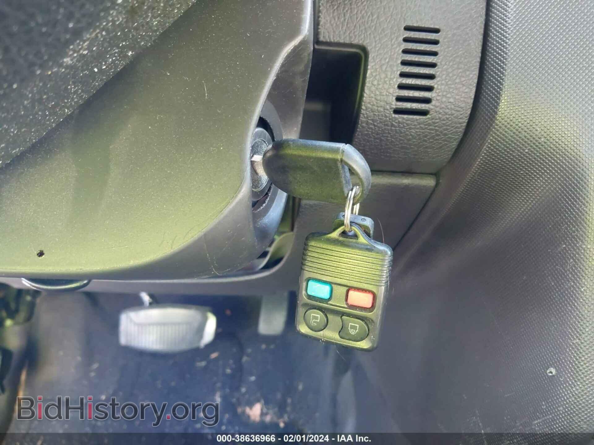 2008 FORD EXPLORER - VIN: 1FMEU73E18UB32369 - Фото 11