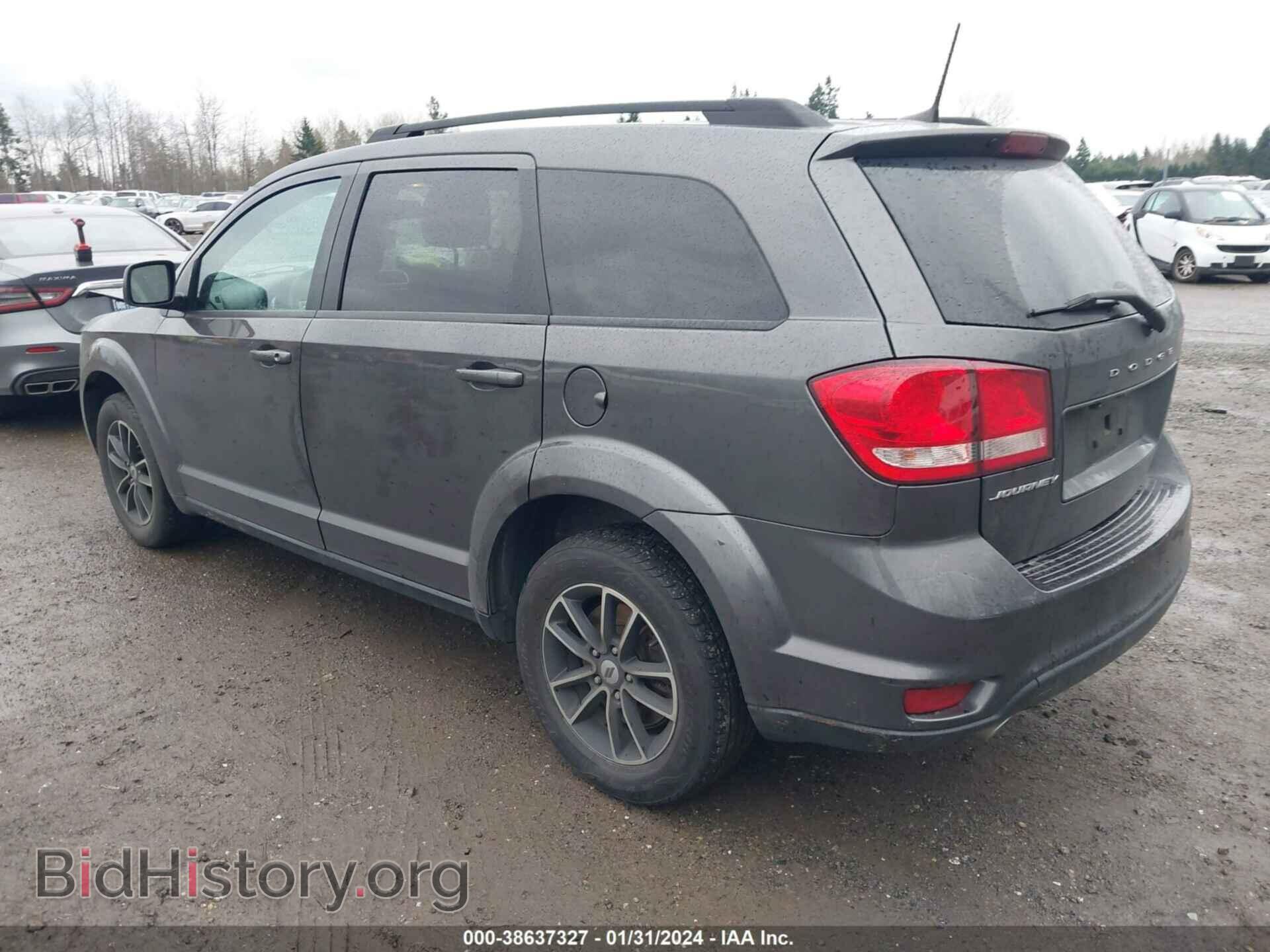 2019 DODGE JOURNEY - VIN: 3C4PDCBG9KT750775 - Фото 3