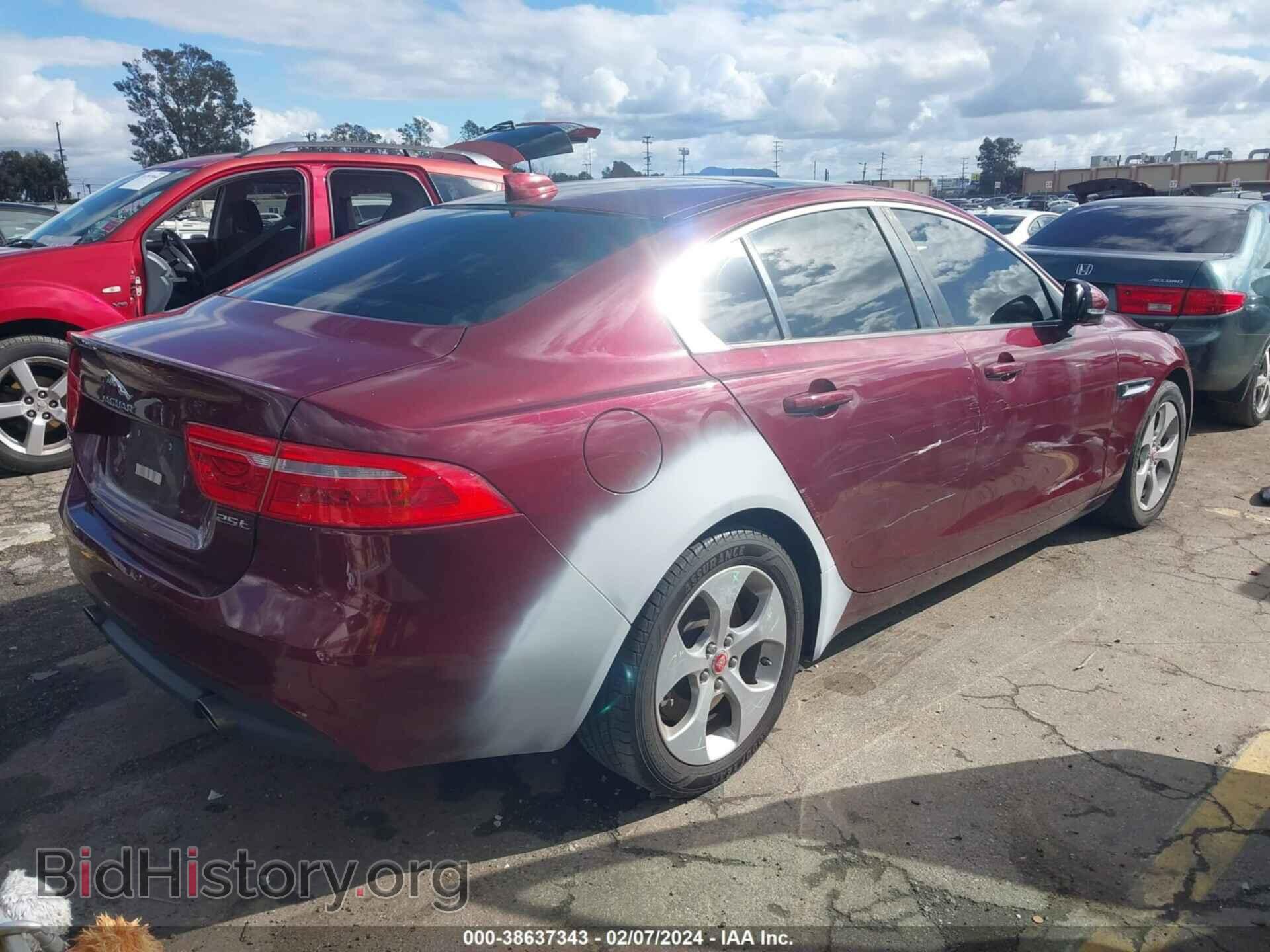 2017 JAGUAR XE - VIN: SAJAR4BG8HA962680 - Фото 4
