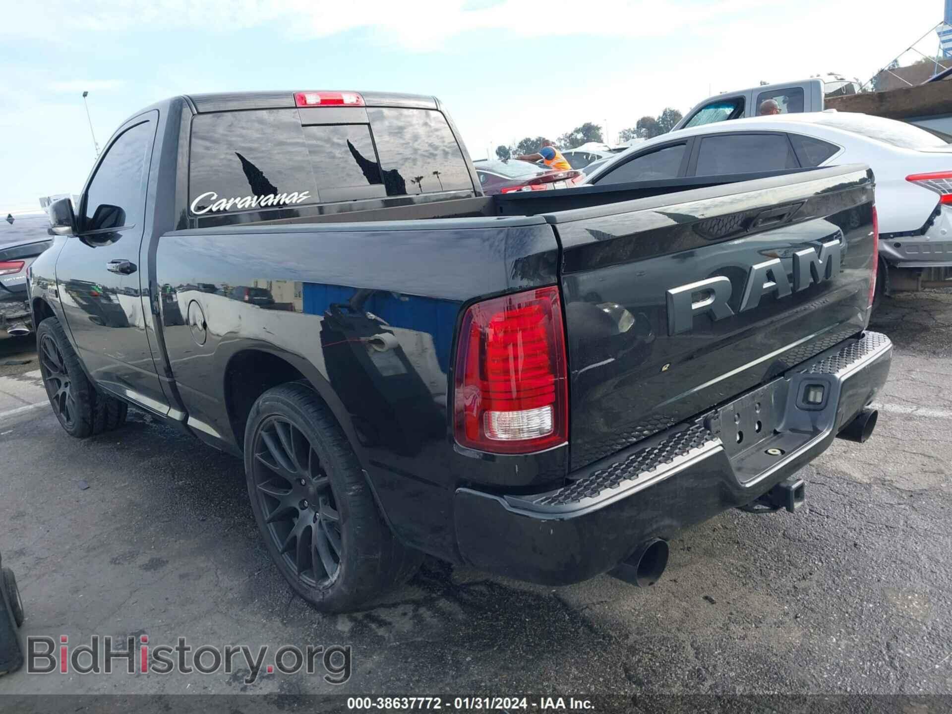 2017 RAM 1500 - VIN: 3C6JR6CT1HG695977 - Фото 3